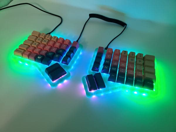 OPERATOR | A split ortho mechanical keyboard for Photo retouching image 12