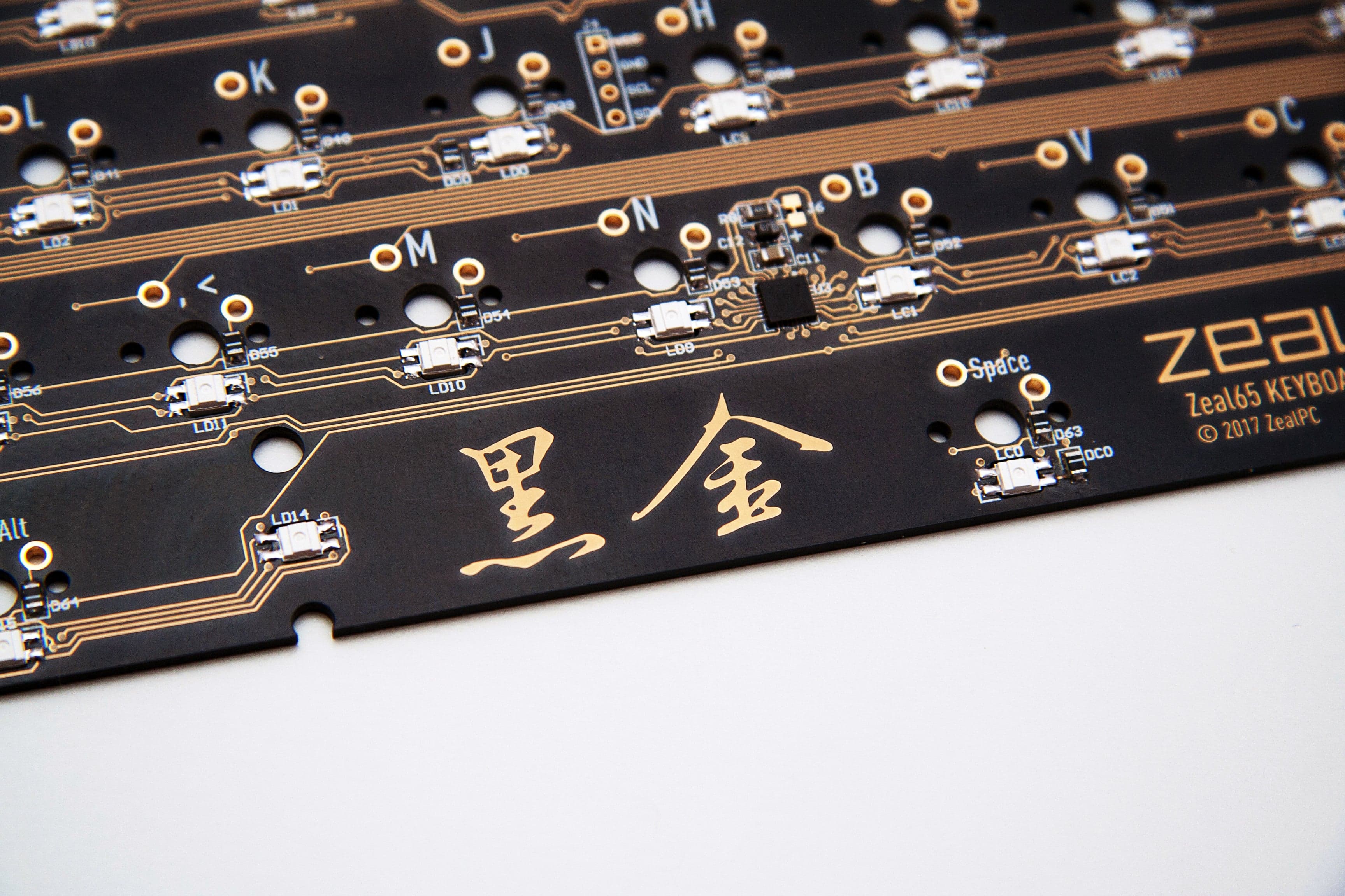 Zephyr 65% Custom RGB Keyboard Kit image 7