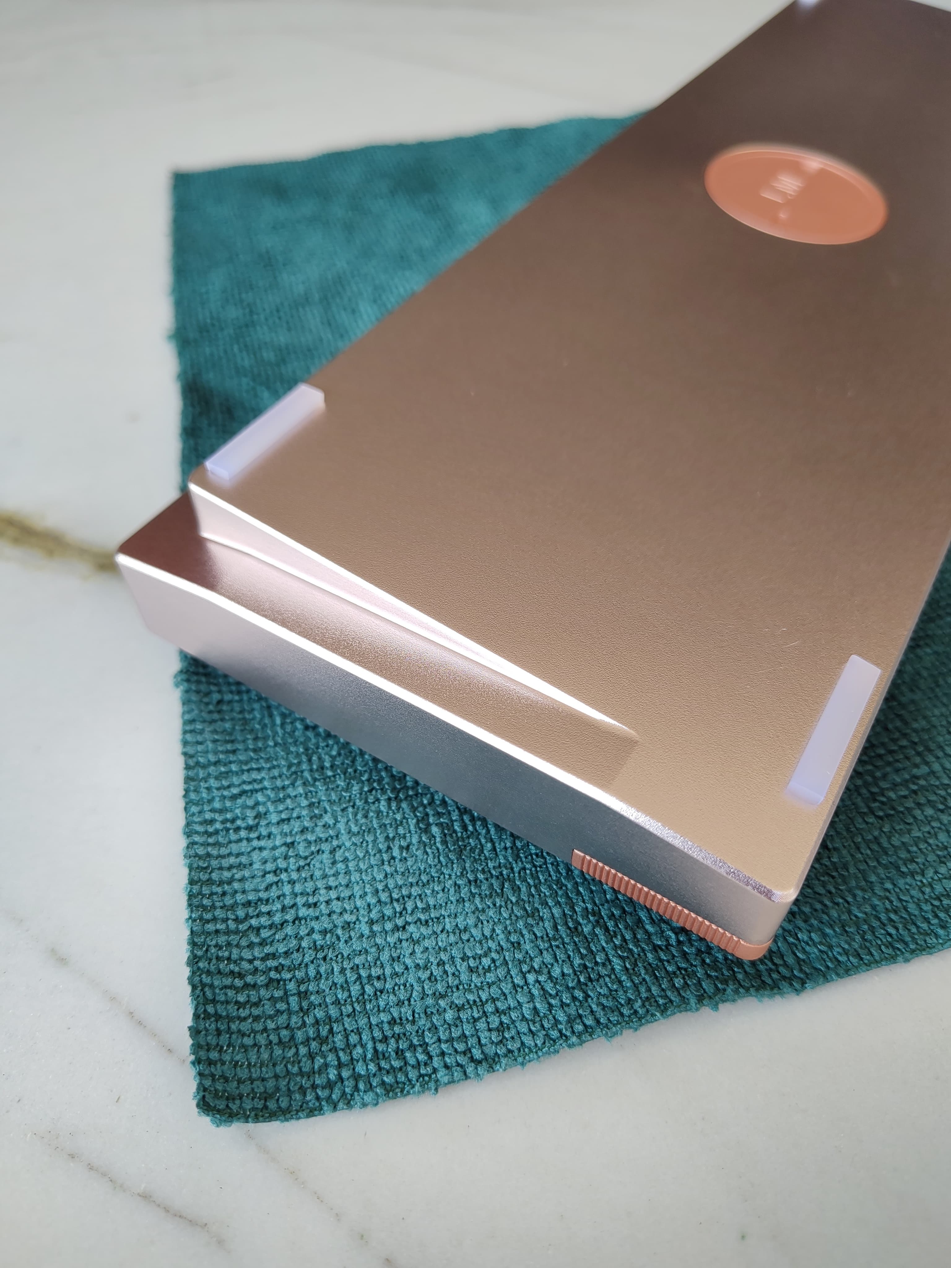 LM65 V3 - A 65% screwless, simple silicone mount and plateless option image 8