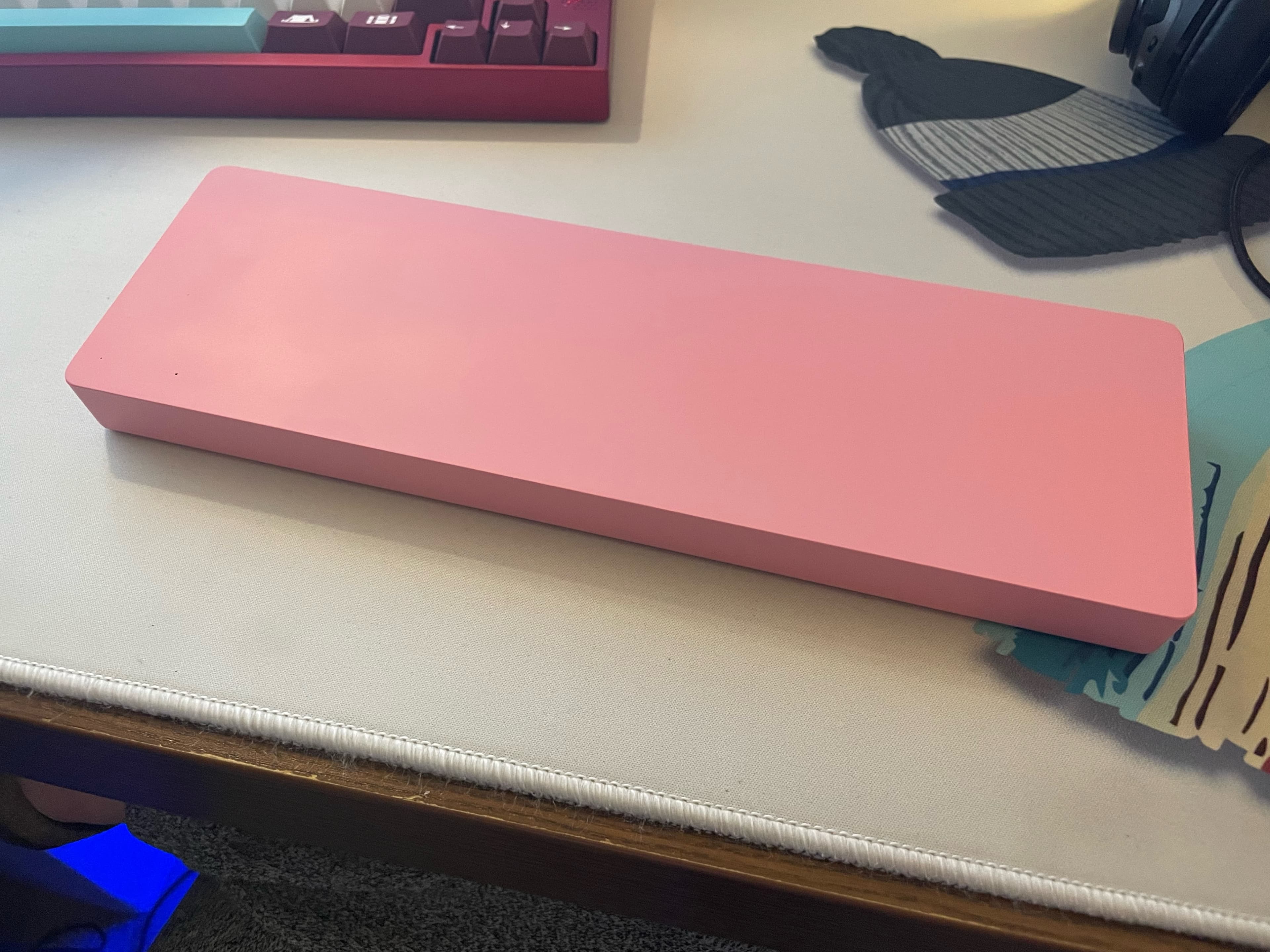 Mochi40: A Burger Mounted 40% with a Knob, OLED, and optional Bluetooth image 12