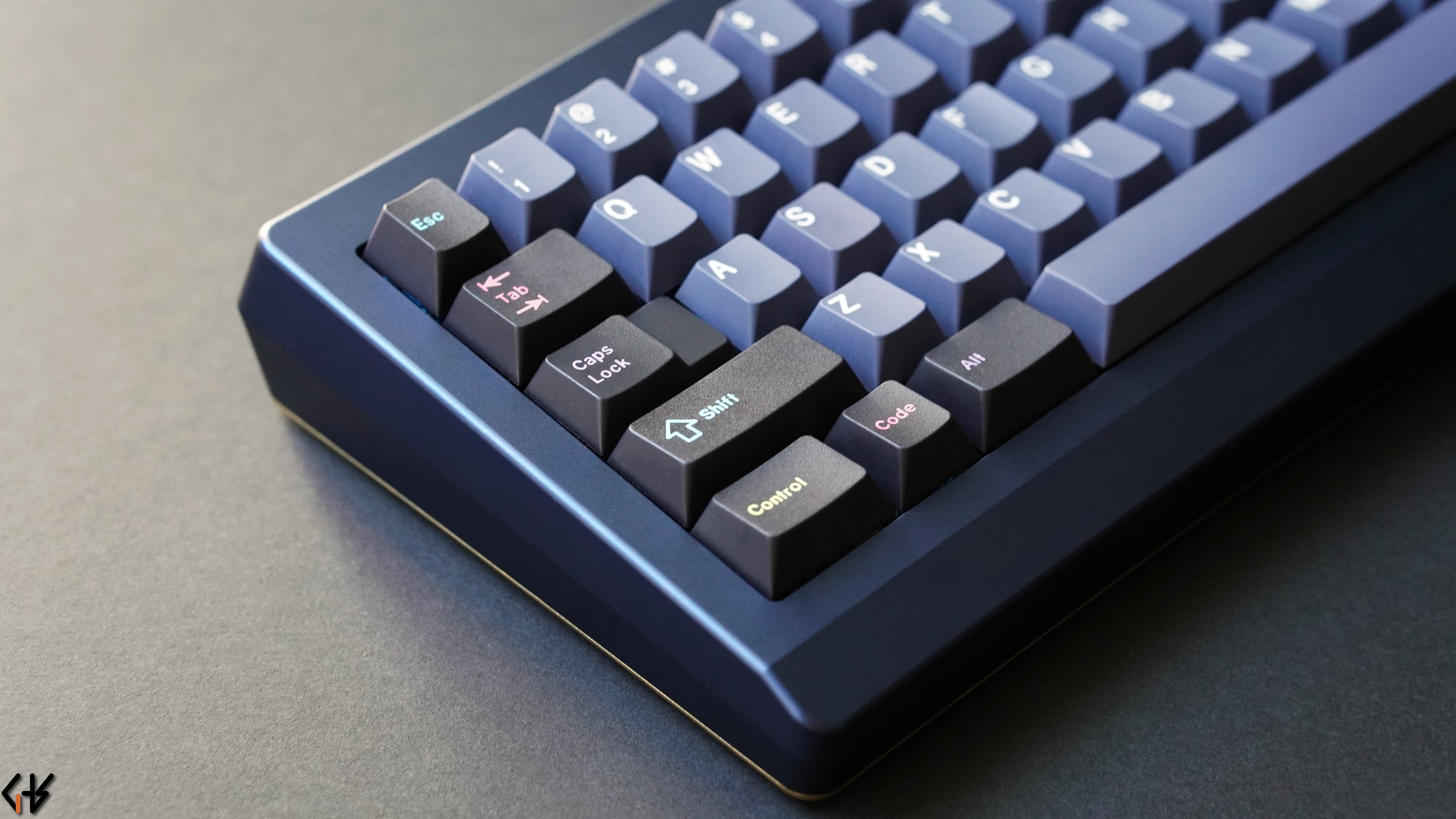 GHS.JEM - A screwless seamless 65% keyboard image 8