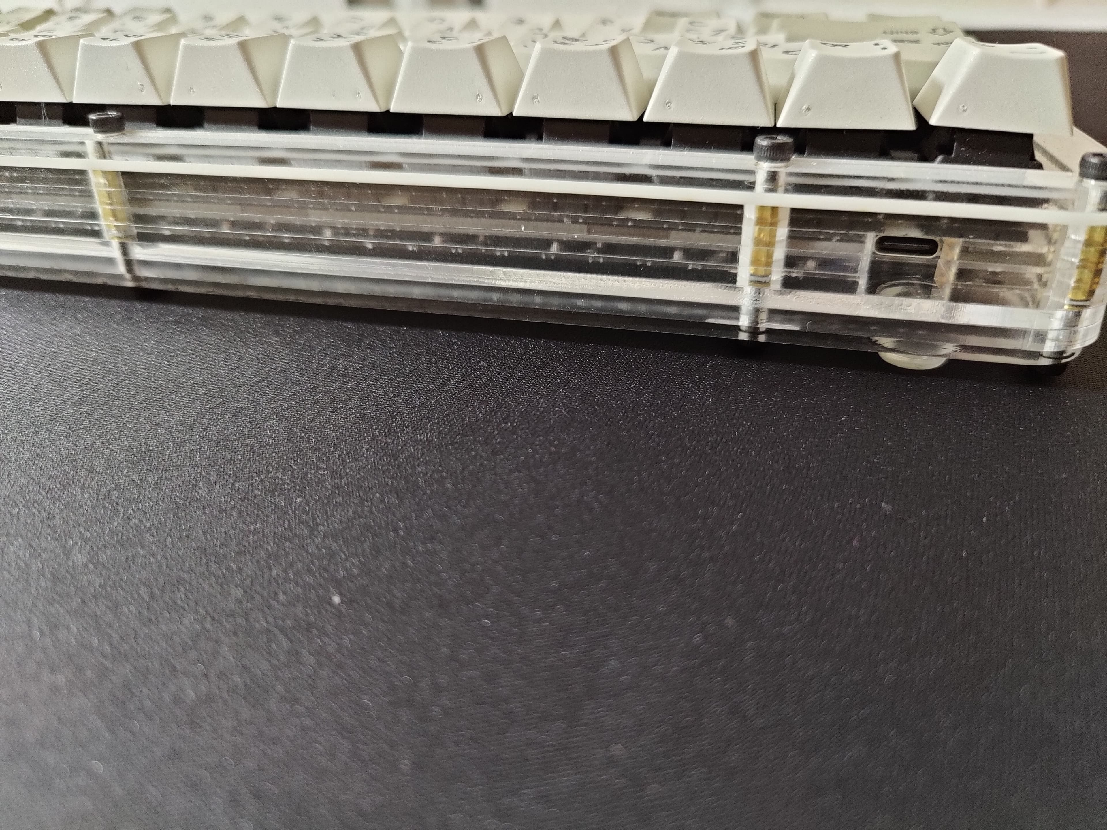 Flygone60 | A "universal" 60% Keyboard and Case | US Vendor Added!!! image 11