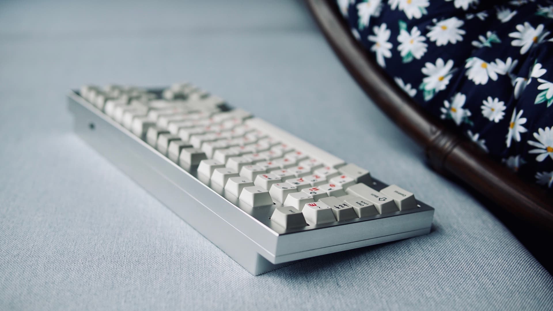 Mechlovin' Session 1 - A PCB-Mounted Classic Custom TKL image 4