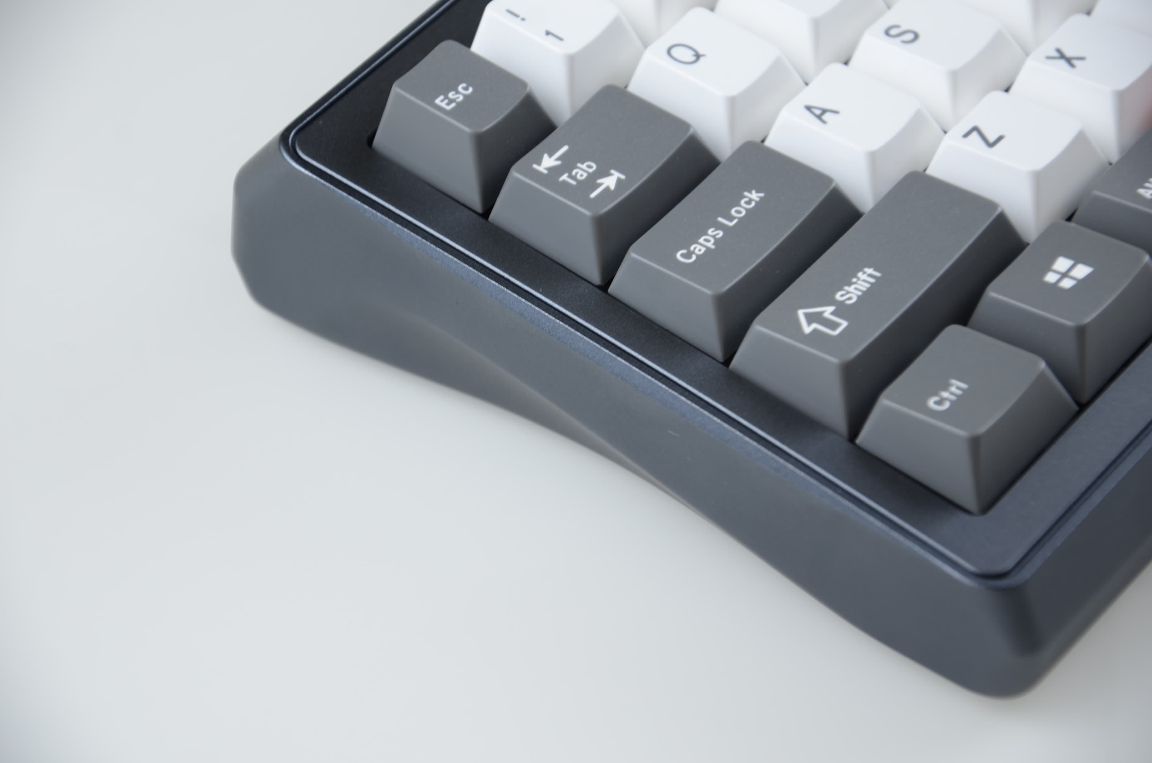 Answer65 - A 65% kit inspired by Dolphin image 2