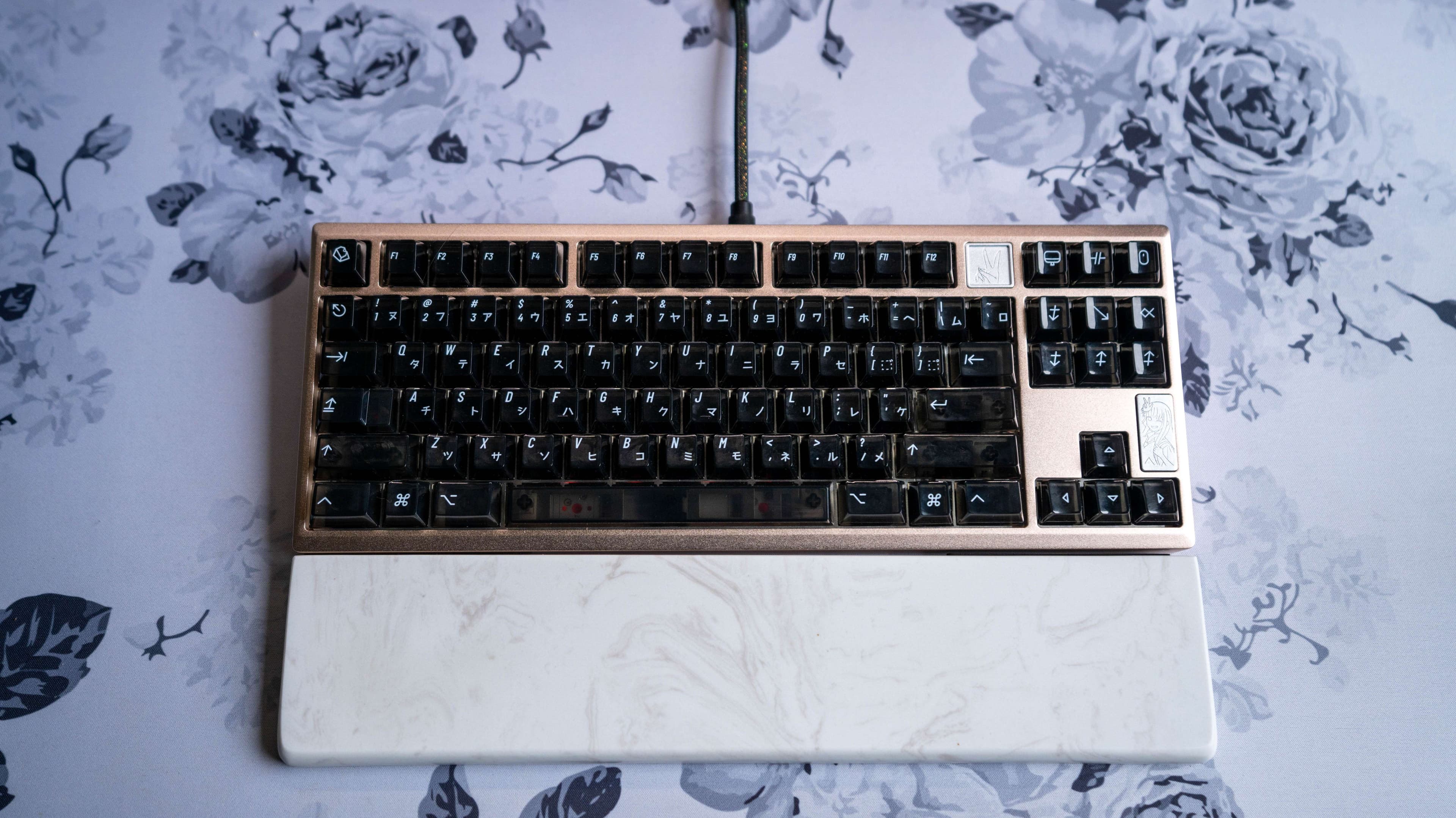 Cosplay TKL, an F13 WK TKL | FnF gb unit pics added, IC updated! image 10