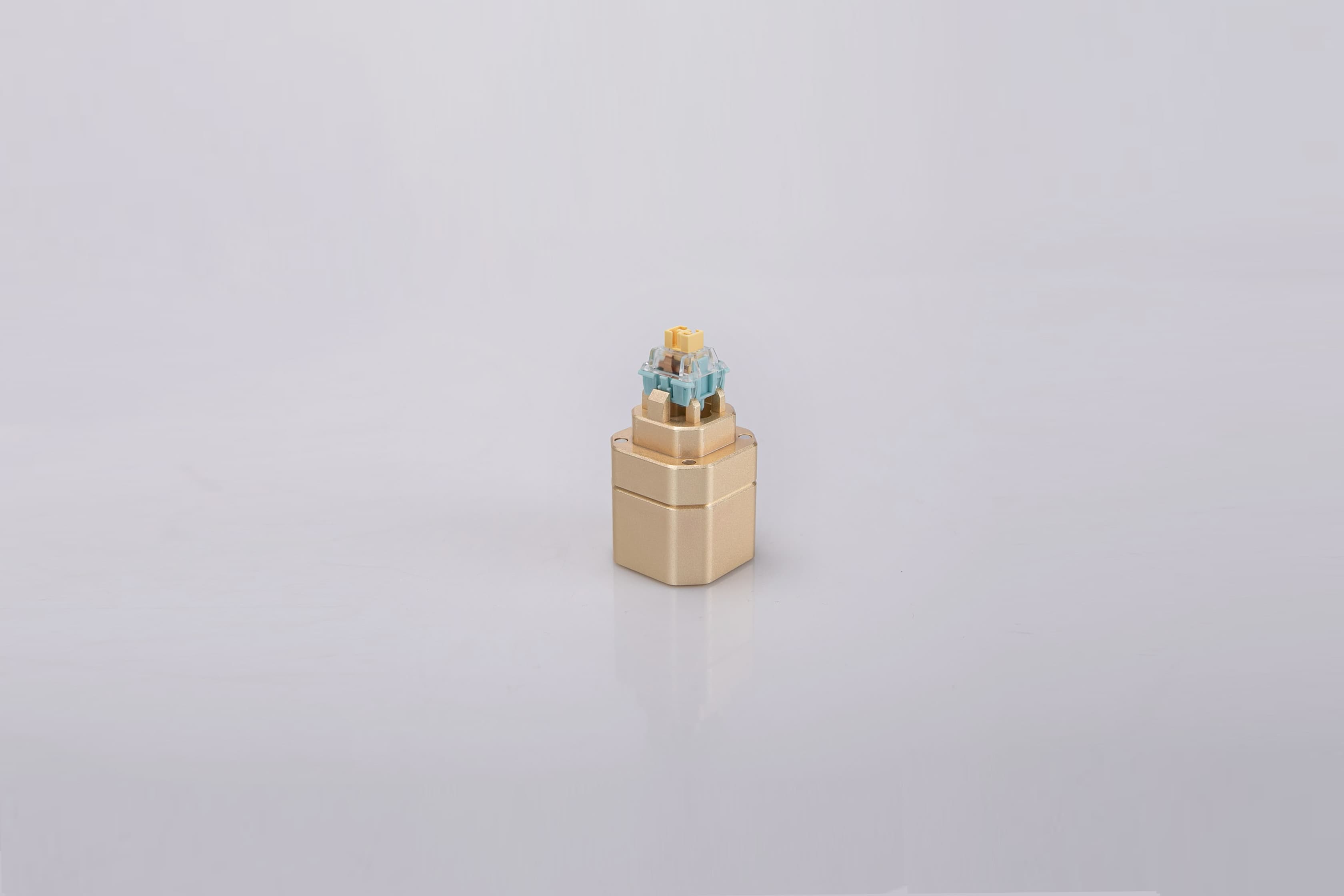 Go-Popper V2 | 2-in-1 switch opener - GB Closed image 6