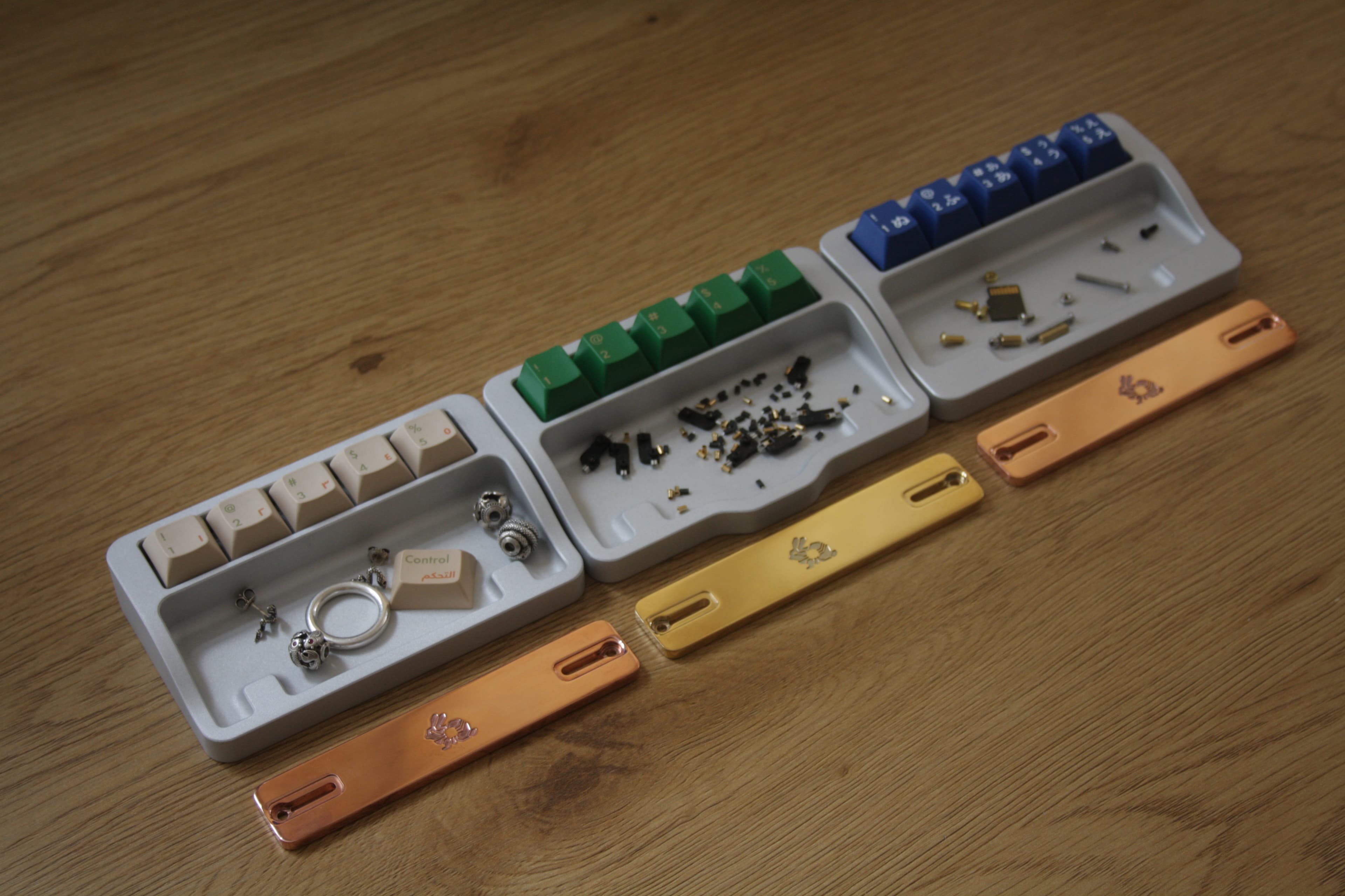 Smollpad - 5-key macropad screwtray image 4