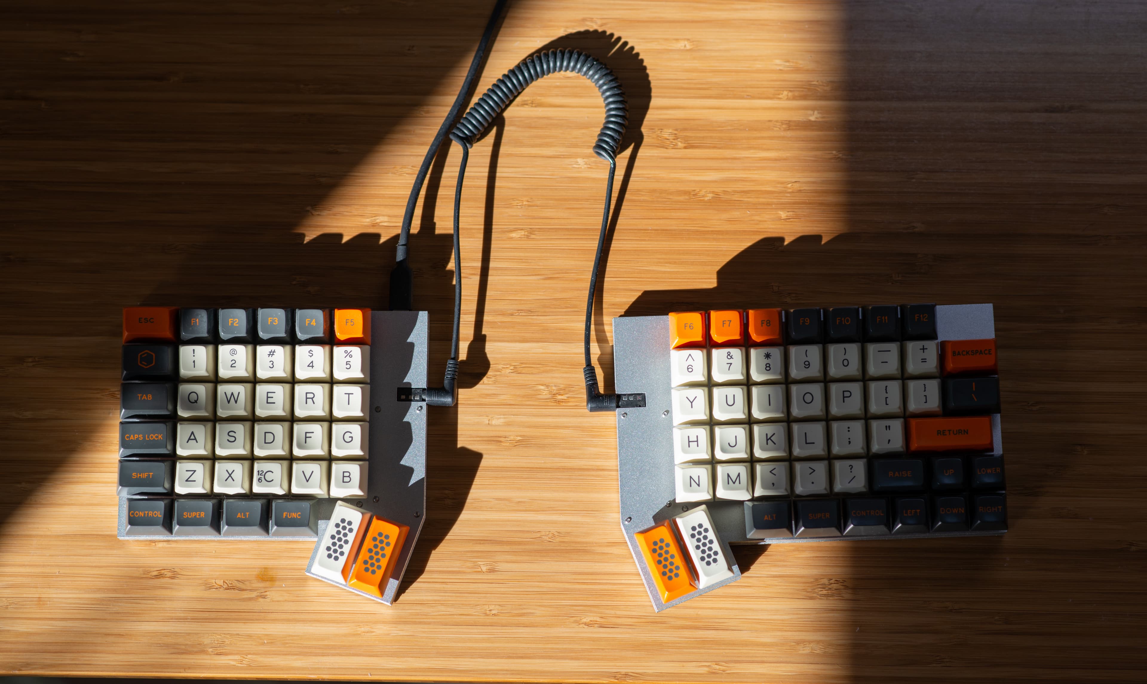 Orthograph - 75% split keeb with hot-swap sockets & RGB image 14