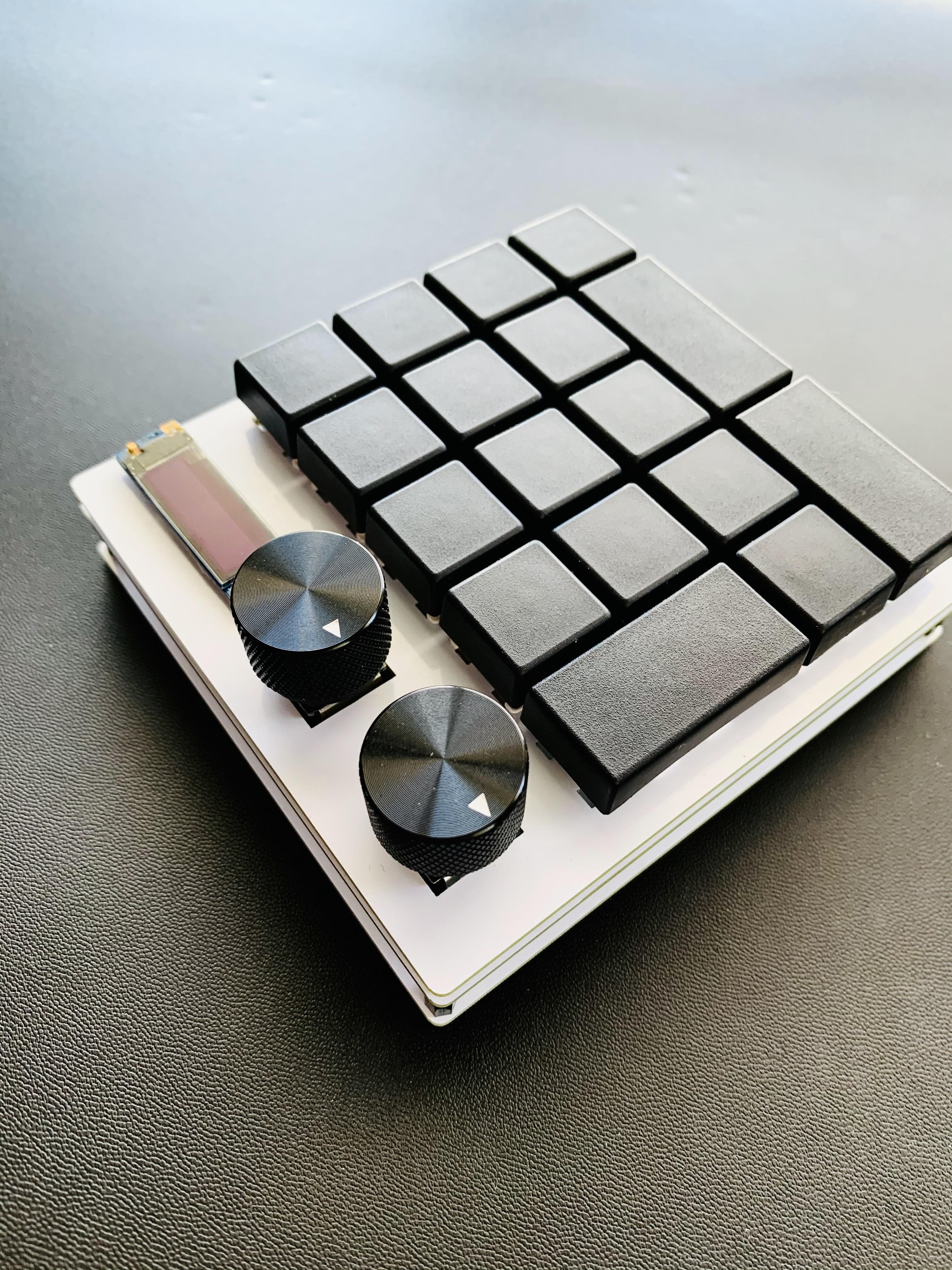 Knob Goblin | Dual Encoder Macropad image 2