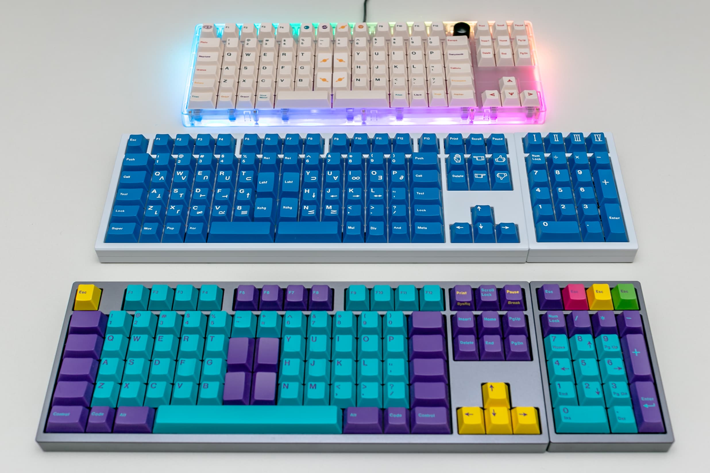 Kousa TKL - An ortho TKL (h88c form) pcb using ergodox keycaps image 5