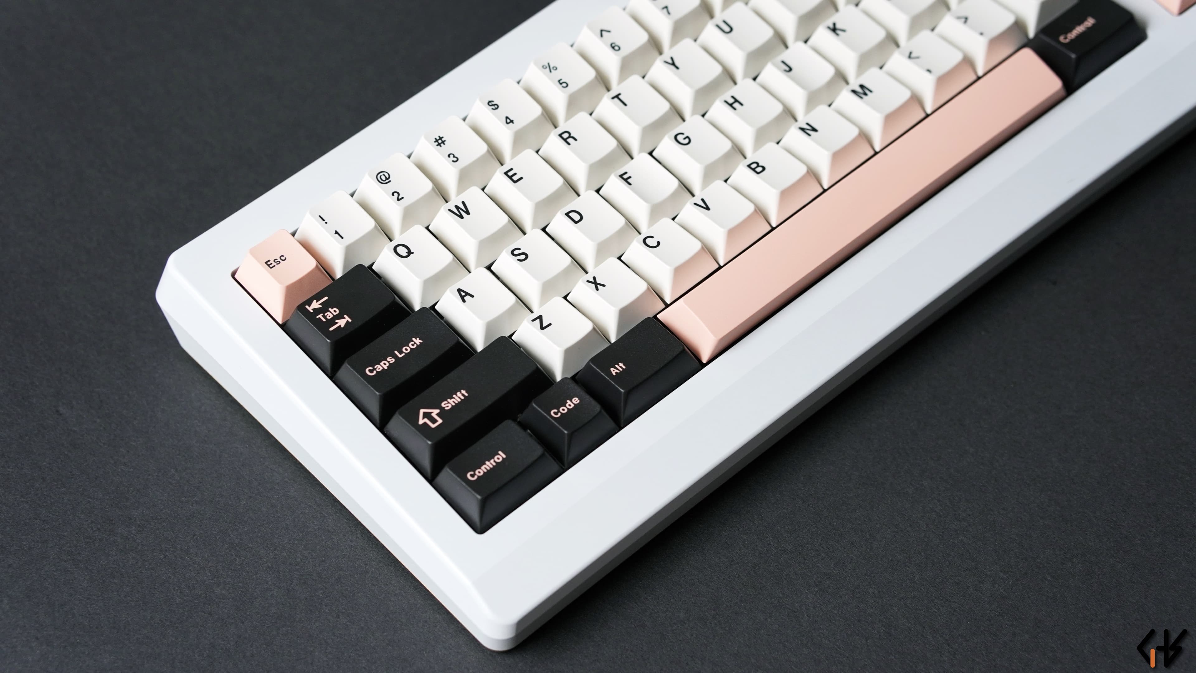 GHS.JEM - A screwless seamless 65% keyboard image 14