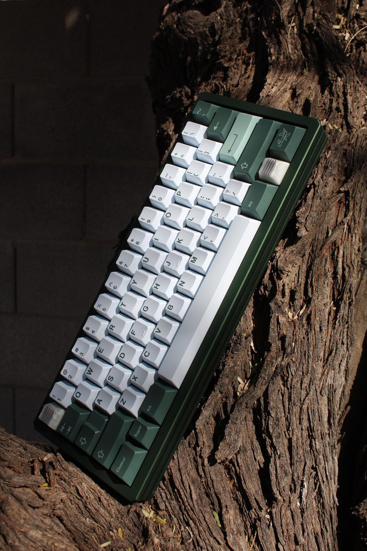 Scarab 𓆣 - 60% Ancient Egyptian Themed Keyboard image 19