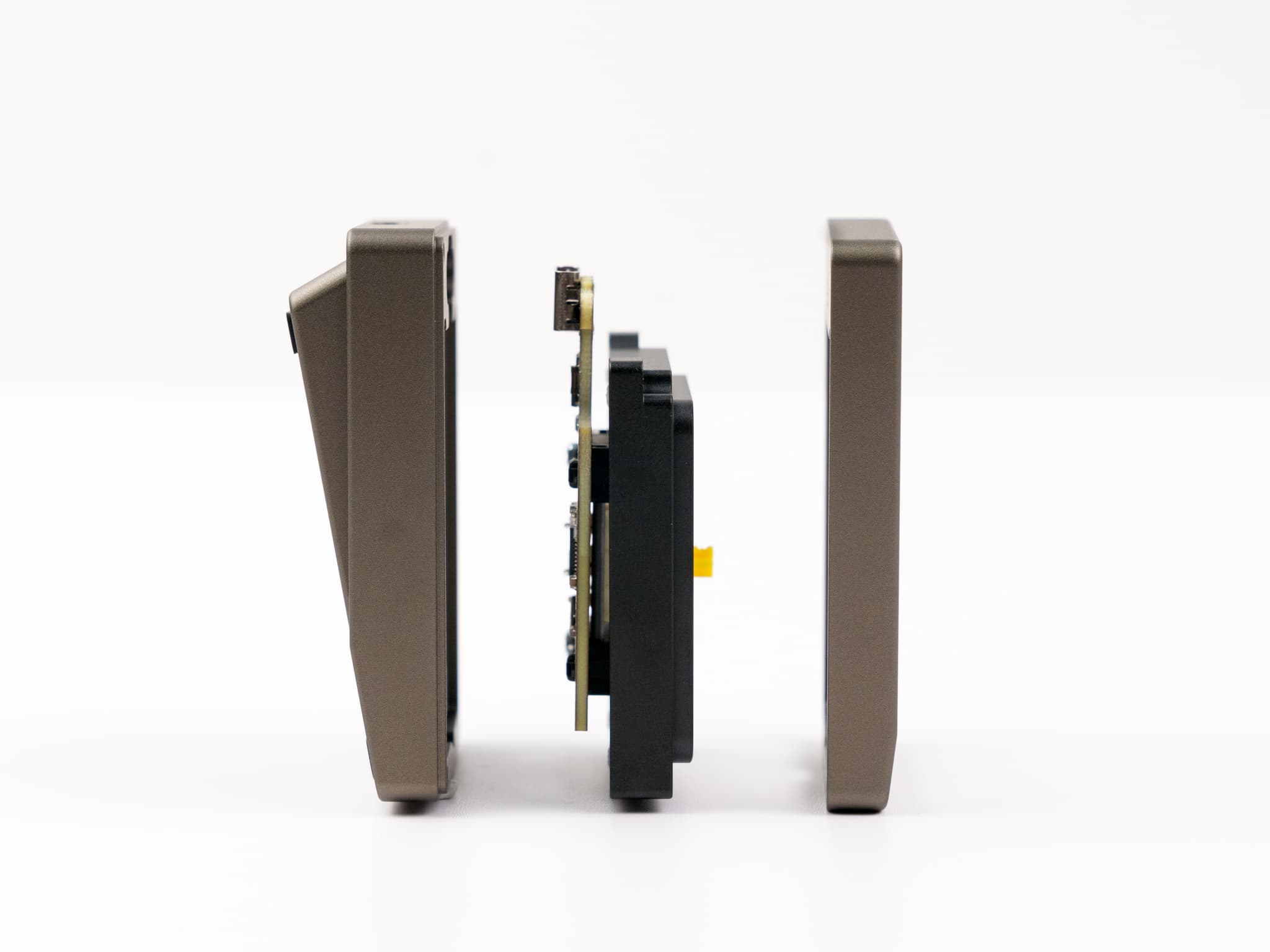 is0GR by AKB image 10