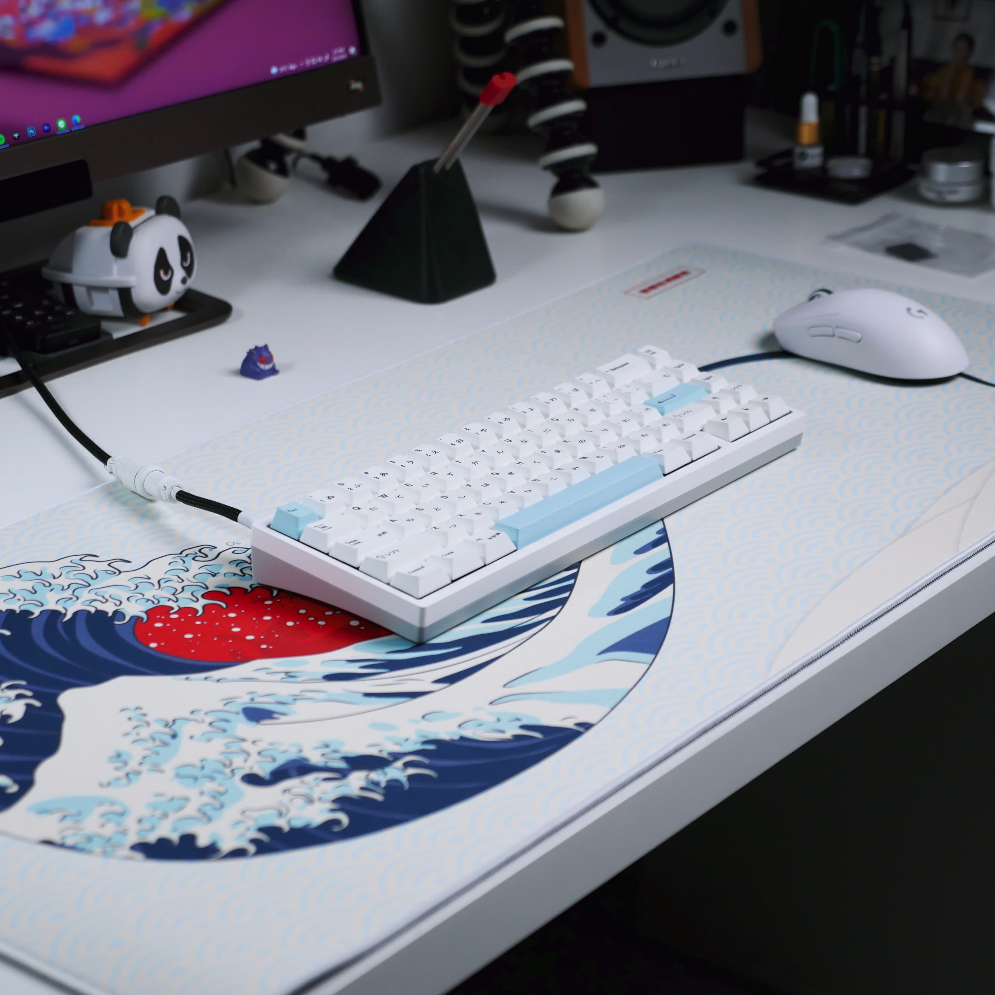 The Great Caf Off Kanagawa - Winter Deskmat image 3