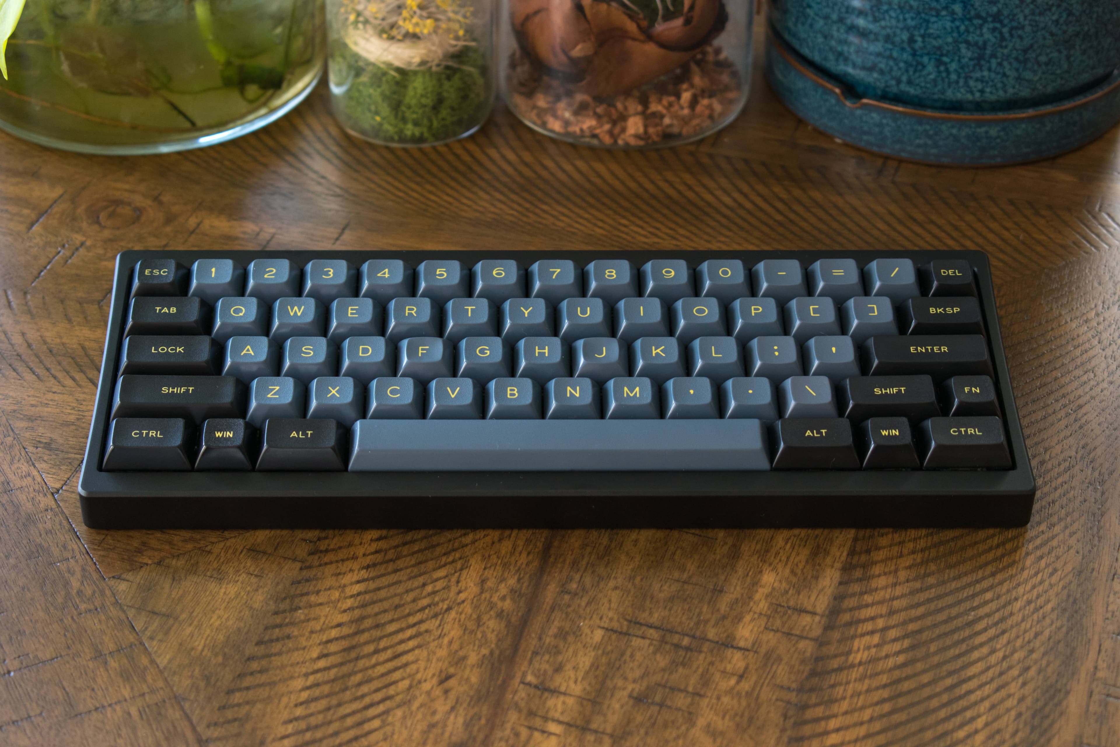 Quartermaster - plateless top mount 60% image 10