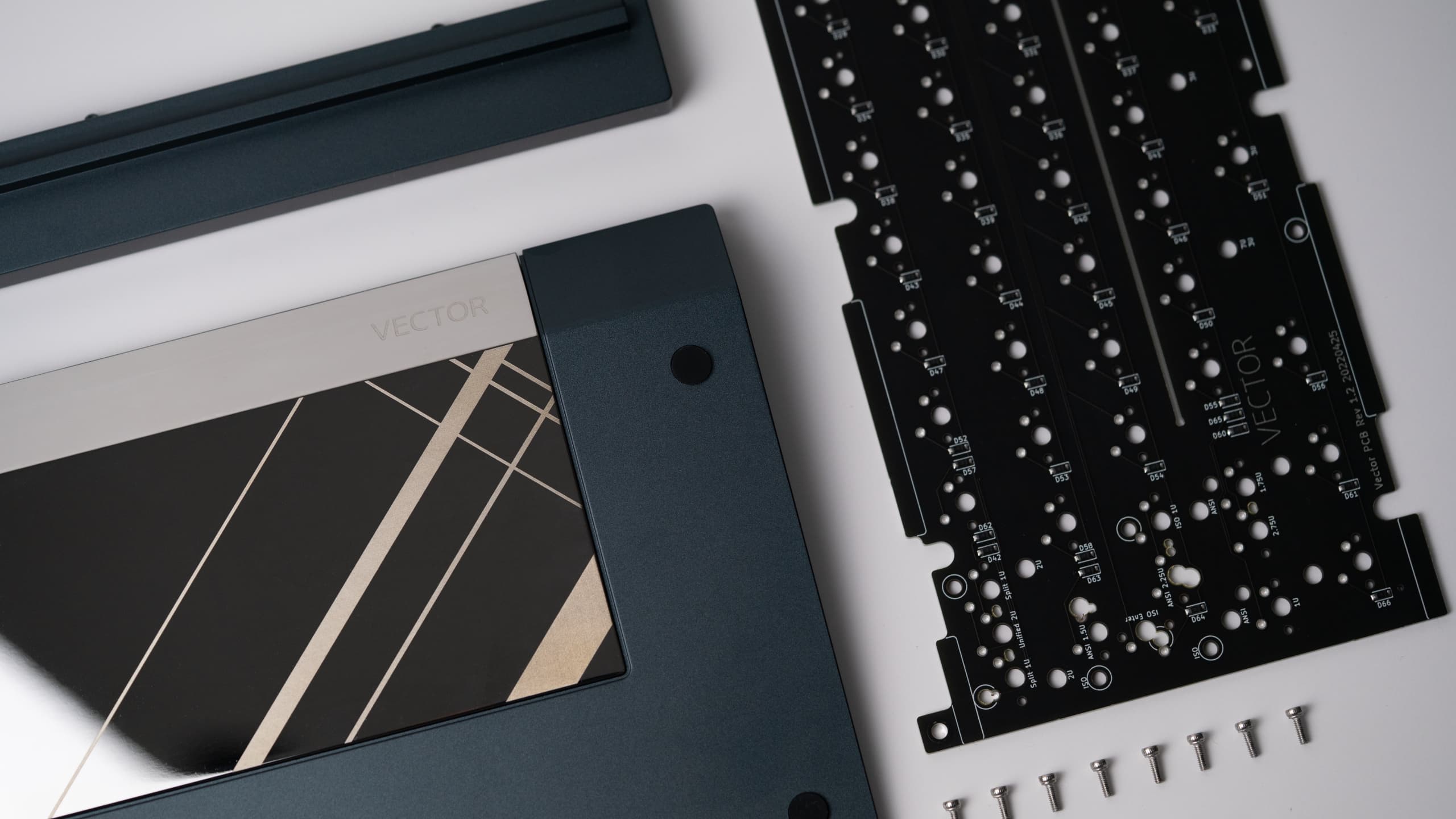 Vector - Retro-Modern PCB Gasket 60% Keyboard - GB live until Sept 30 image 4