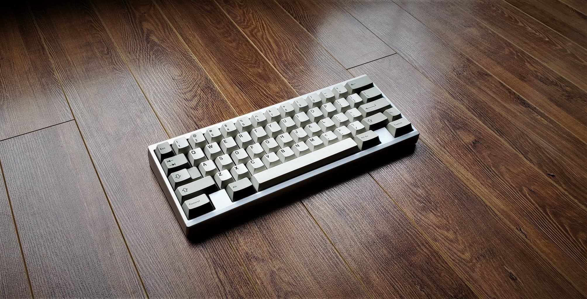 Eon WKL Wedge 60% image 11