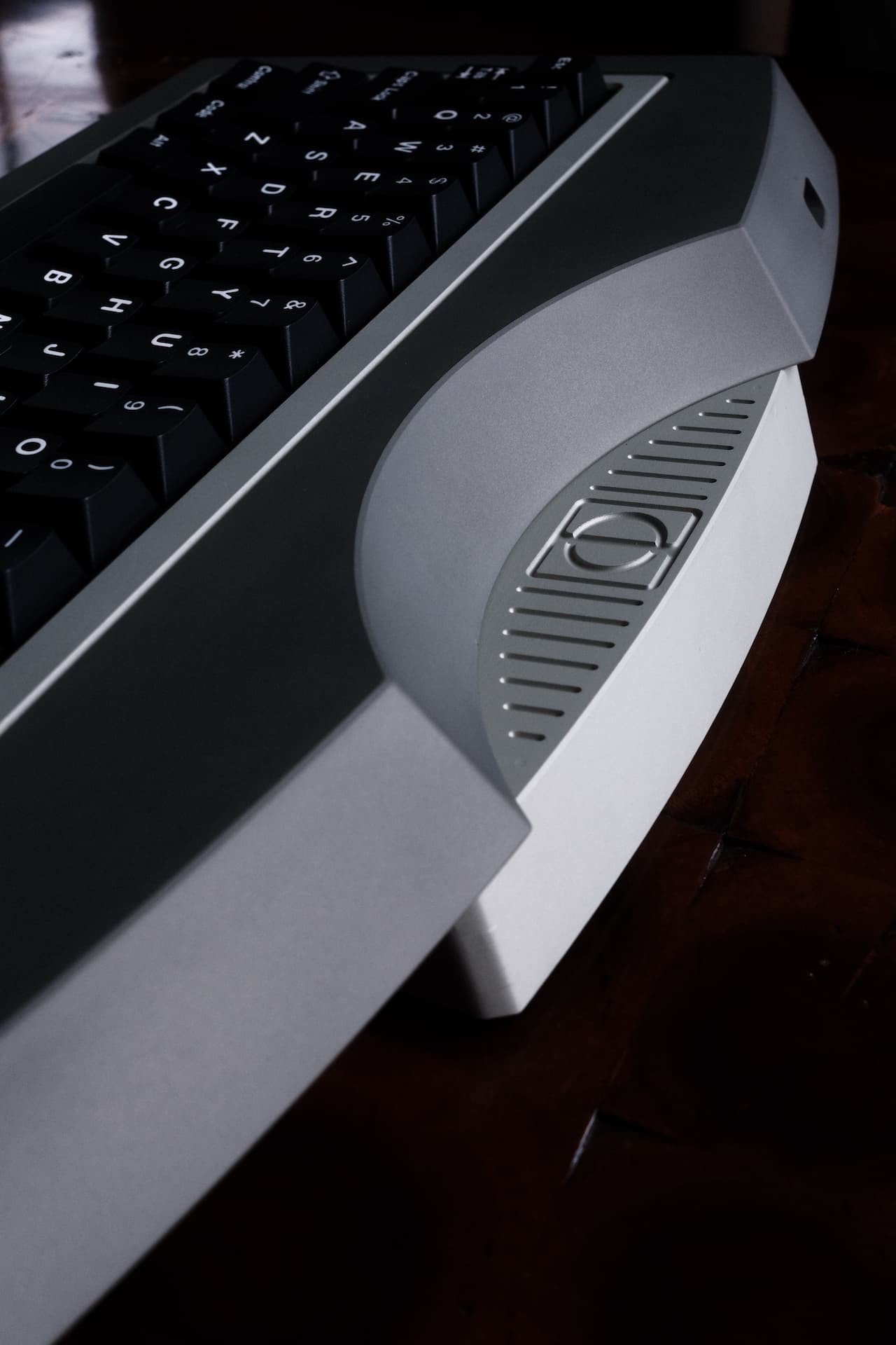 René 65 - A typewriter inspired 65% keyboard [September 2022 Update] image 5