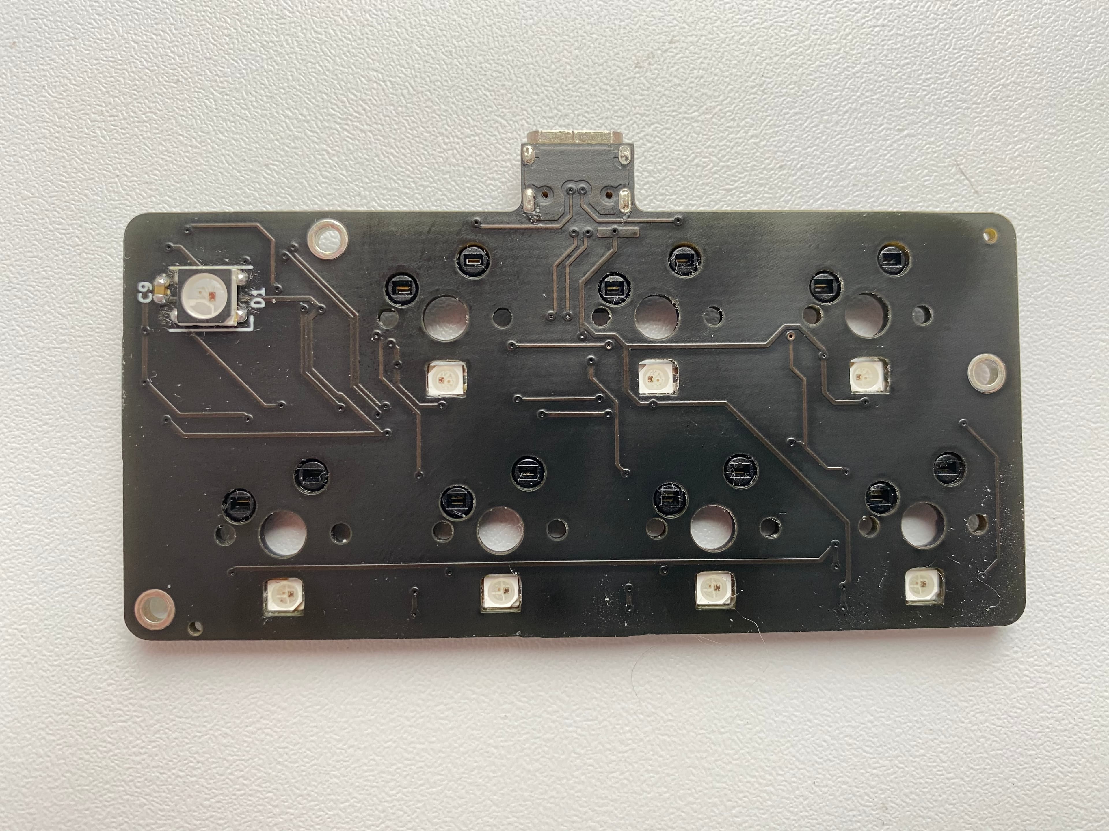 Albacore macropad | 7-key, hotswap, blocker LED, per-key RGB image 8