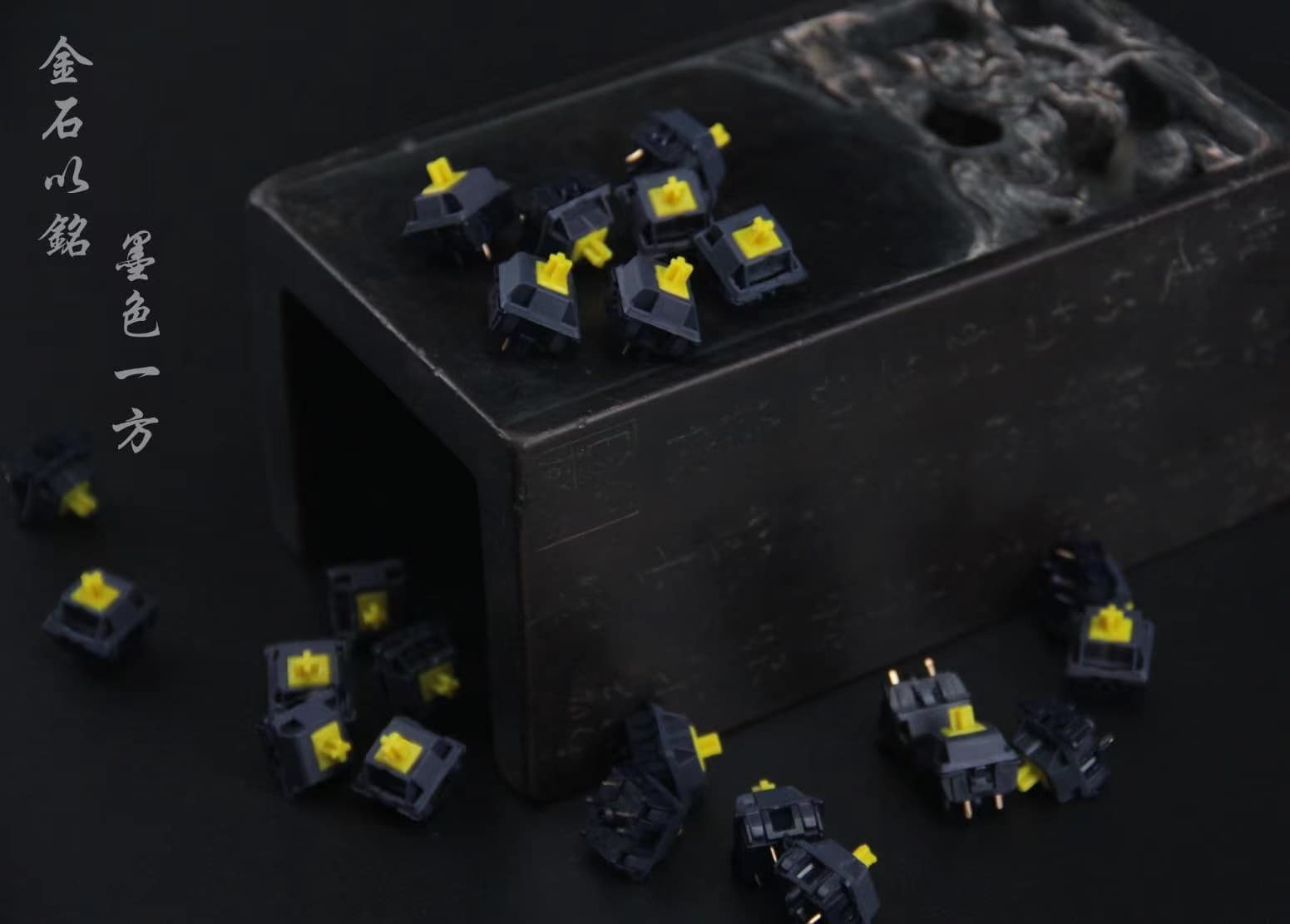 DesignerStudio White Jade & Graphite Gold Switches image 8