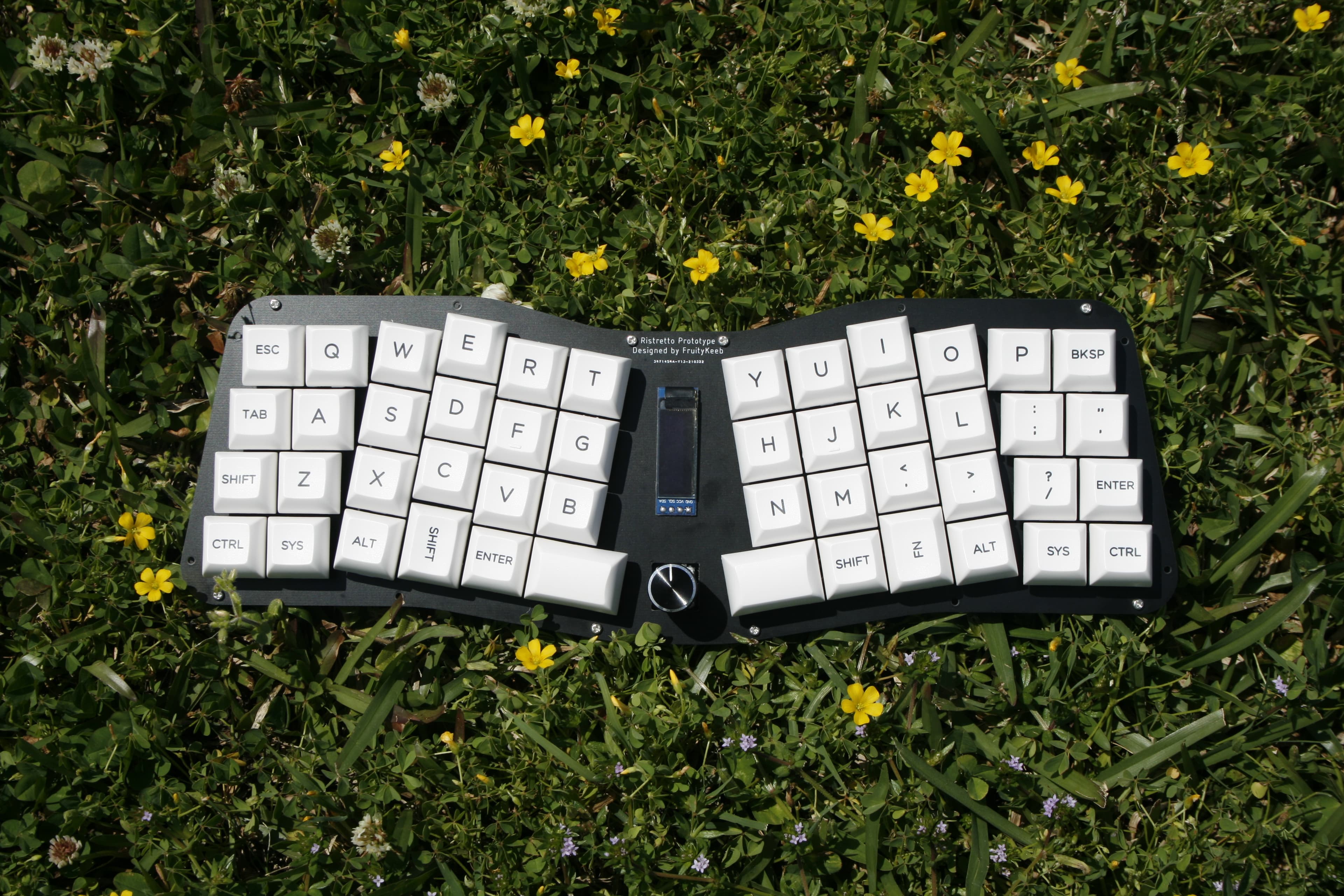 Ristretto - A 40% Col-Stagger Keyboard image 2