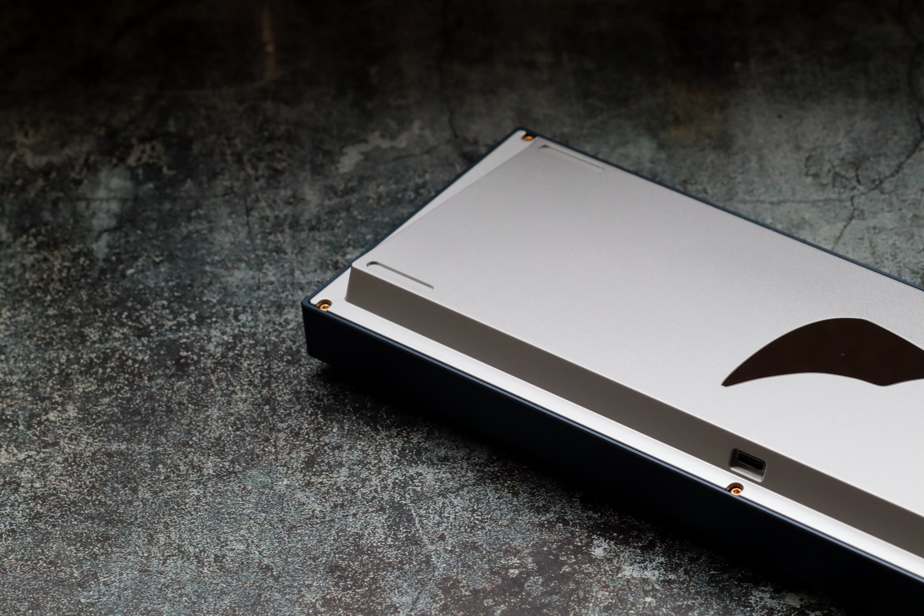 Roze 65 | The Darkness Rises When The White One Slumbered image 12