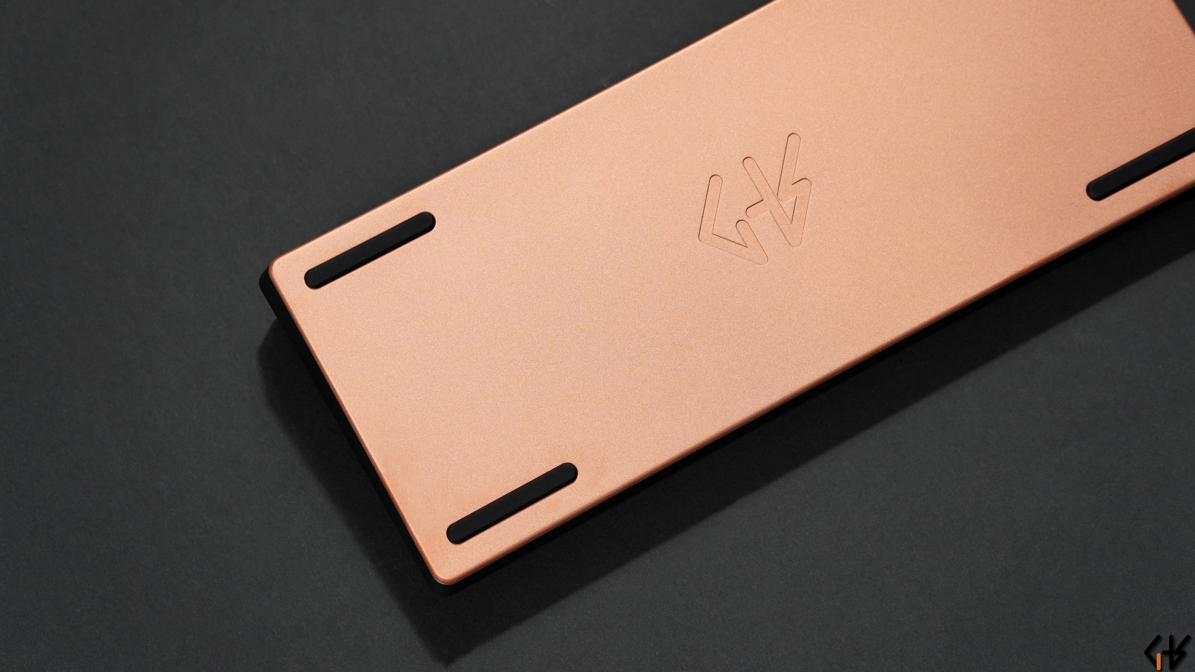 GHS.JEM - A screwless seamless 65% keyboard image 20