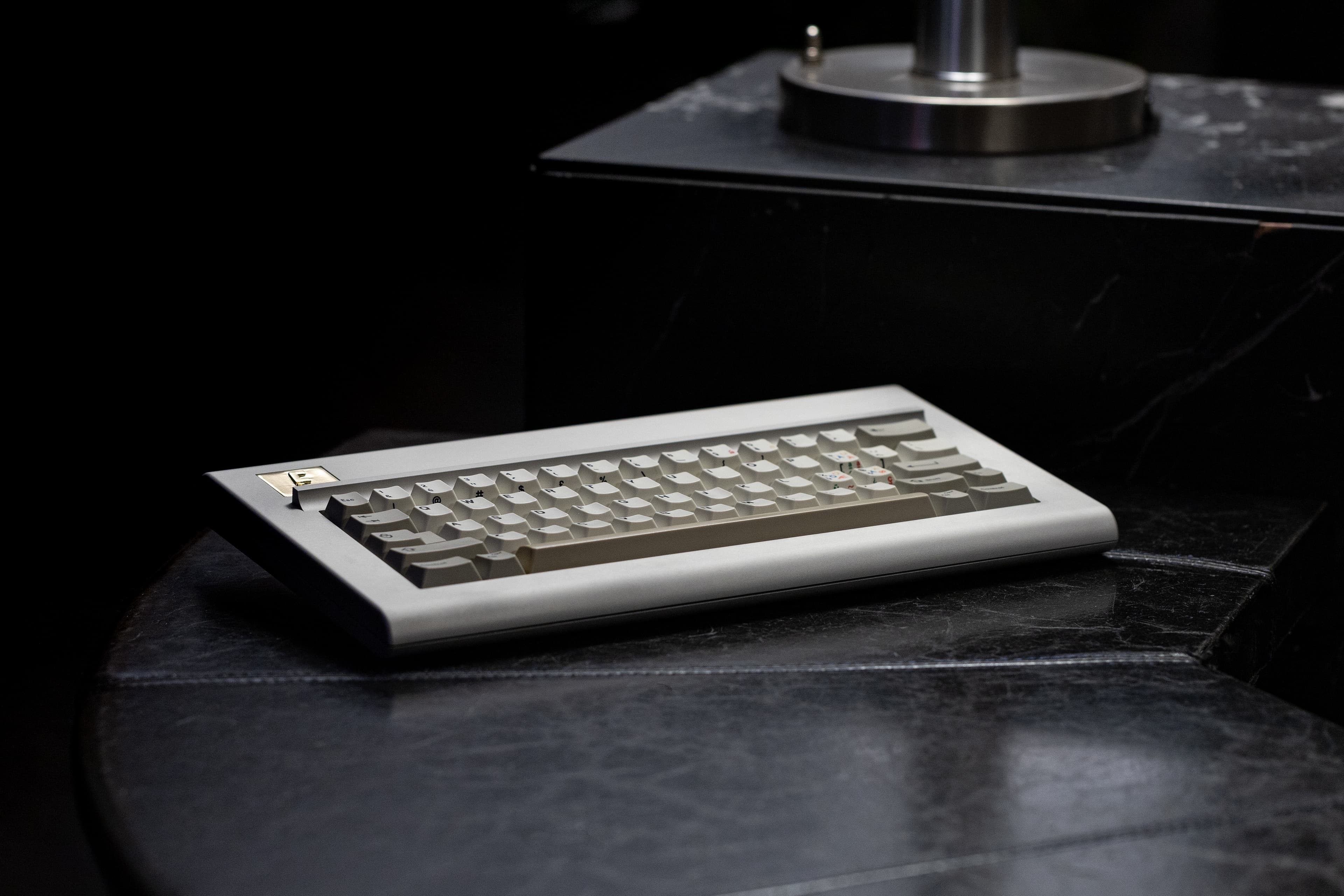 Modern F | Top Mount 60% Case