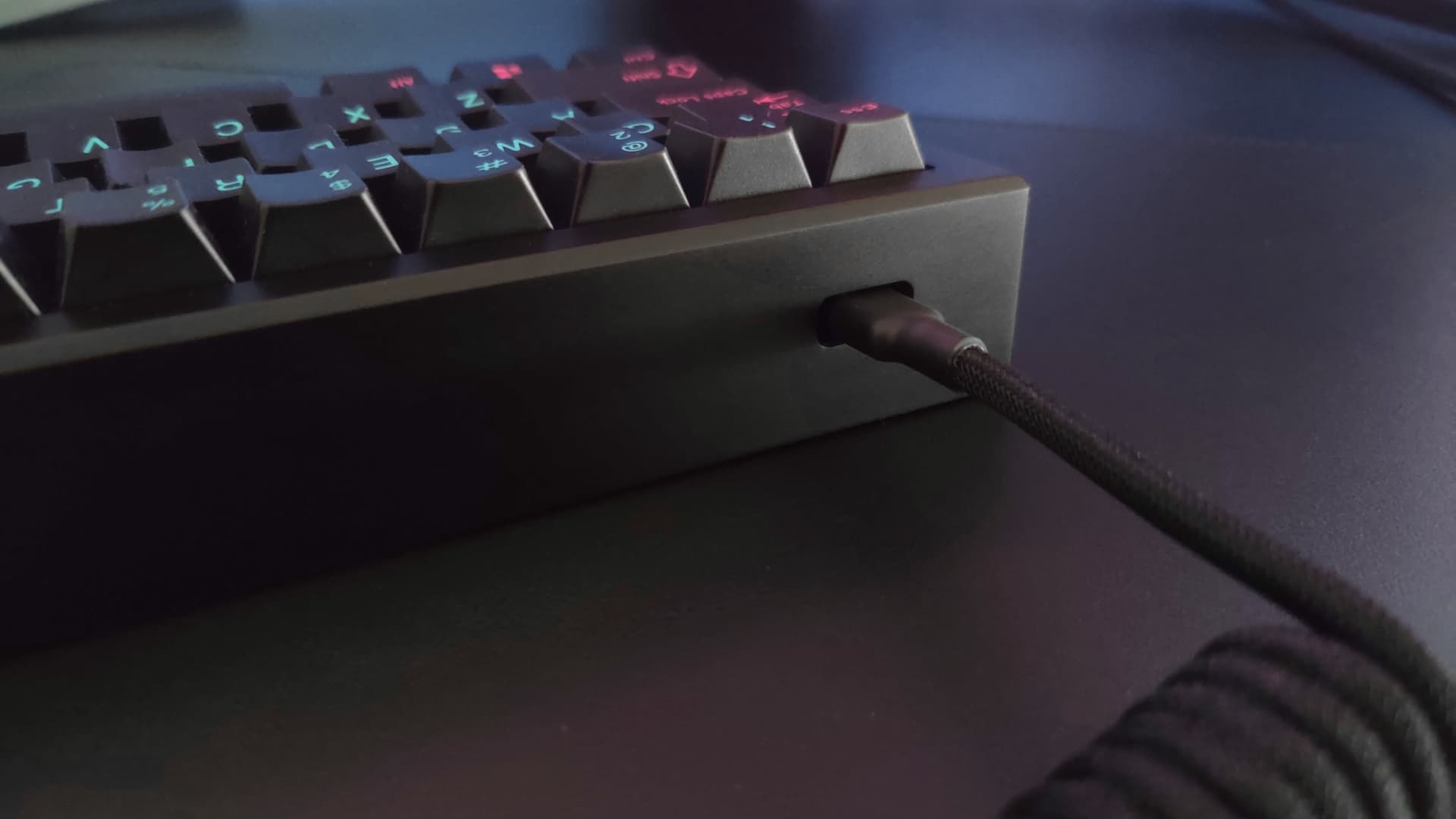 G60 Velora | Foamless, Gasket Mounted 60% image 18