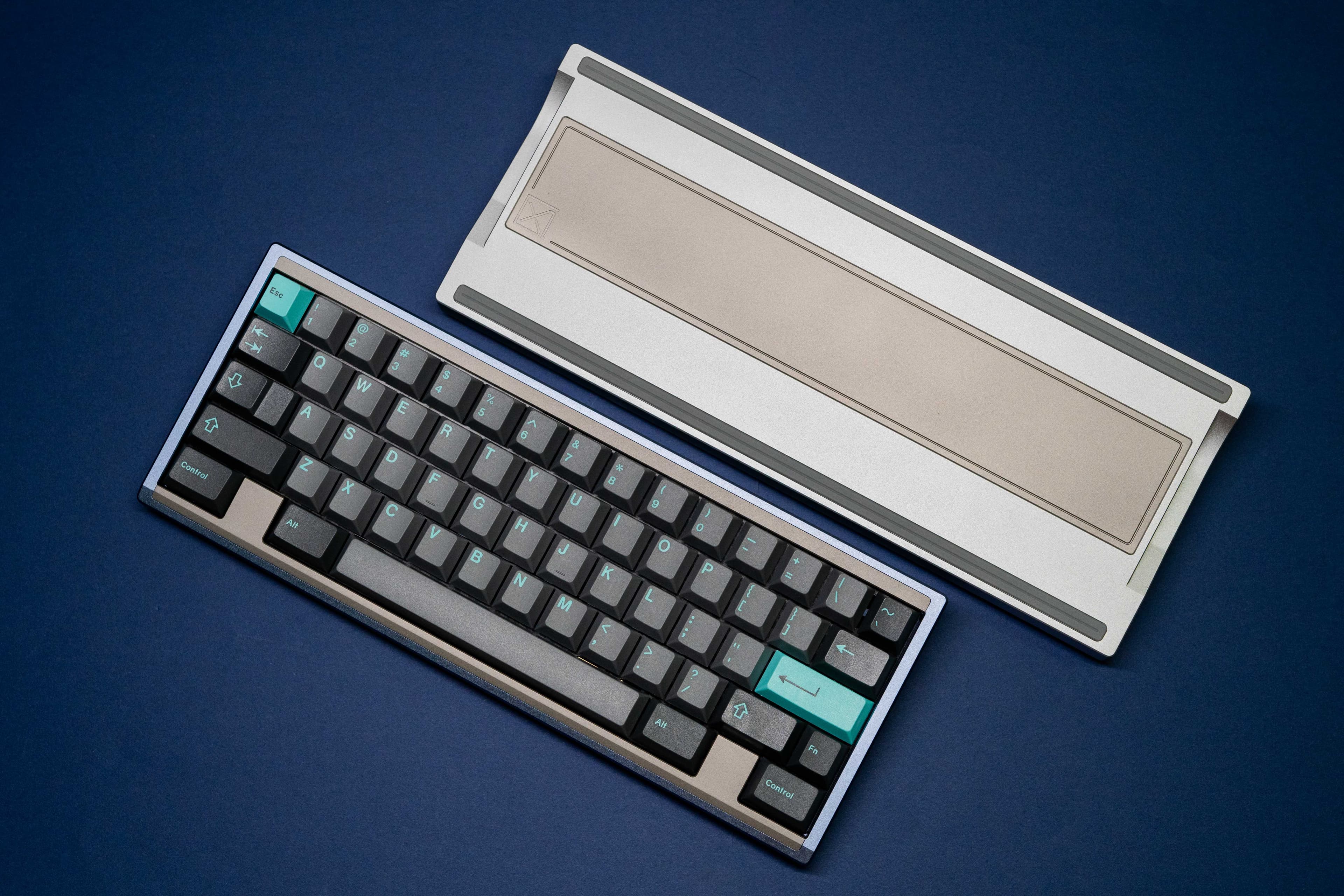 Typ 60-60% with interchangeable blockers | In stock sale May 7th !!