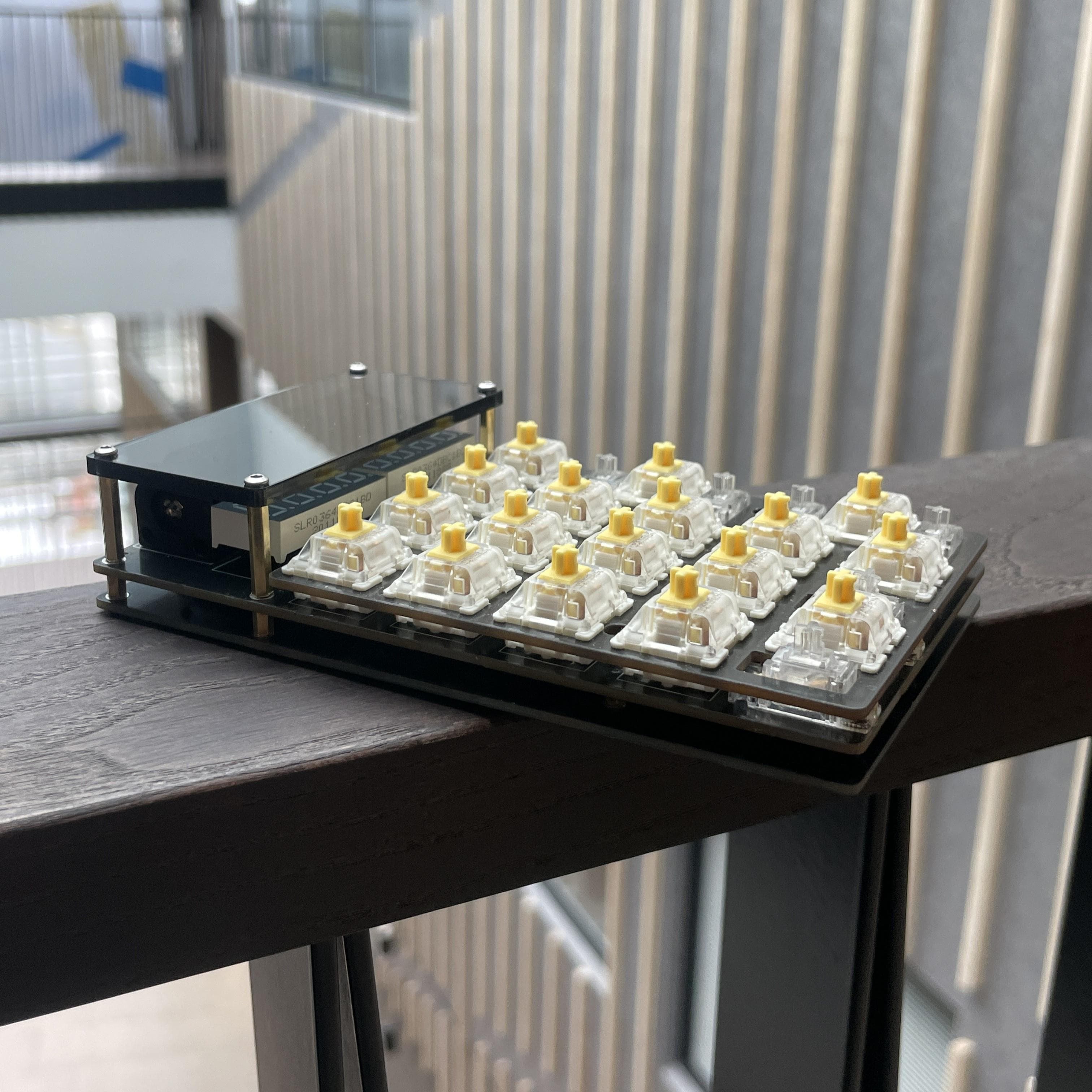 Kalkulators - calculator and a numpad in one. image 12