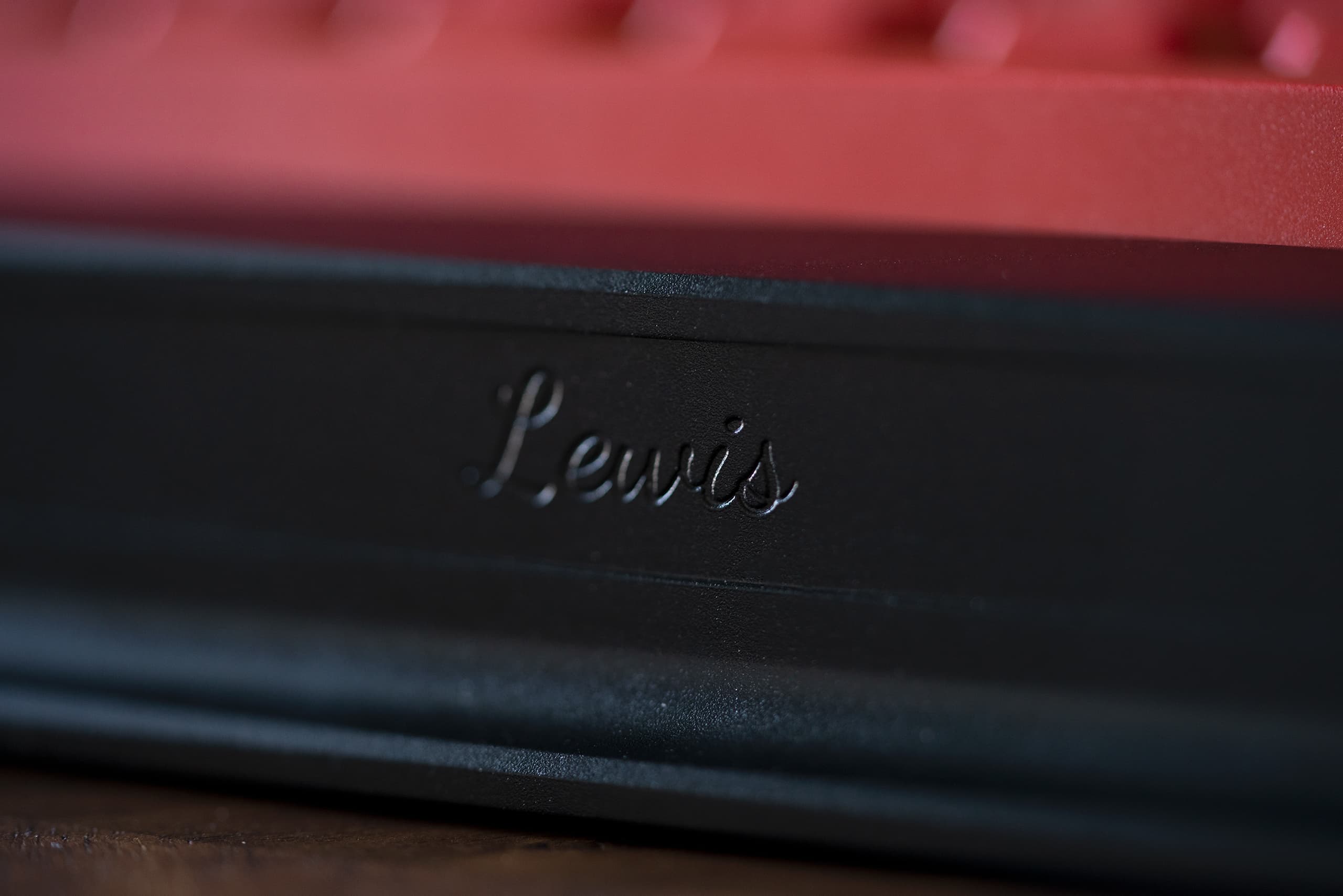 Lewis, 60% isolation mount|Glam shots added image 32