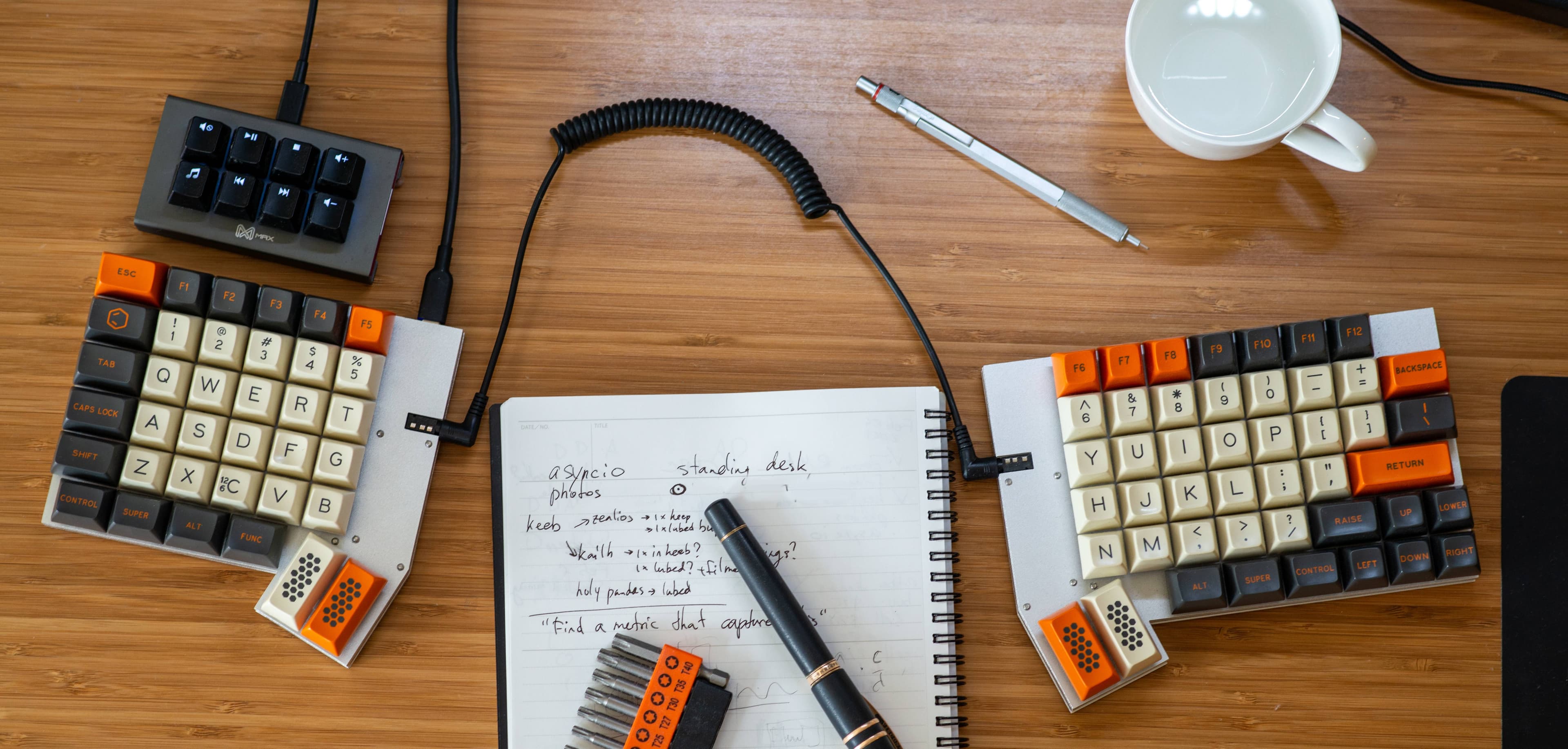 Orthograph - 75% split keeb with hot-swap sockets & RGB image 5