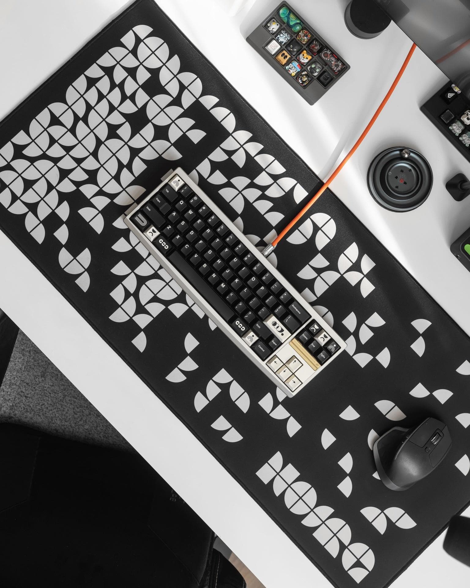 ØBLIVIATE • FRL TKL O-Ring Mounted Keyboard image 41