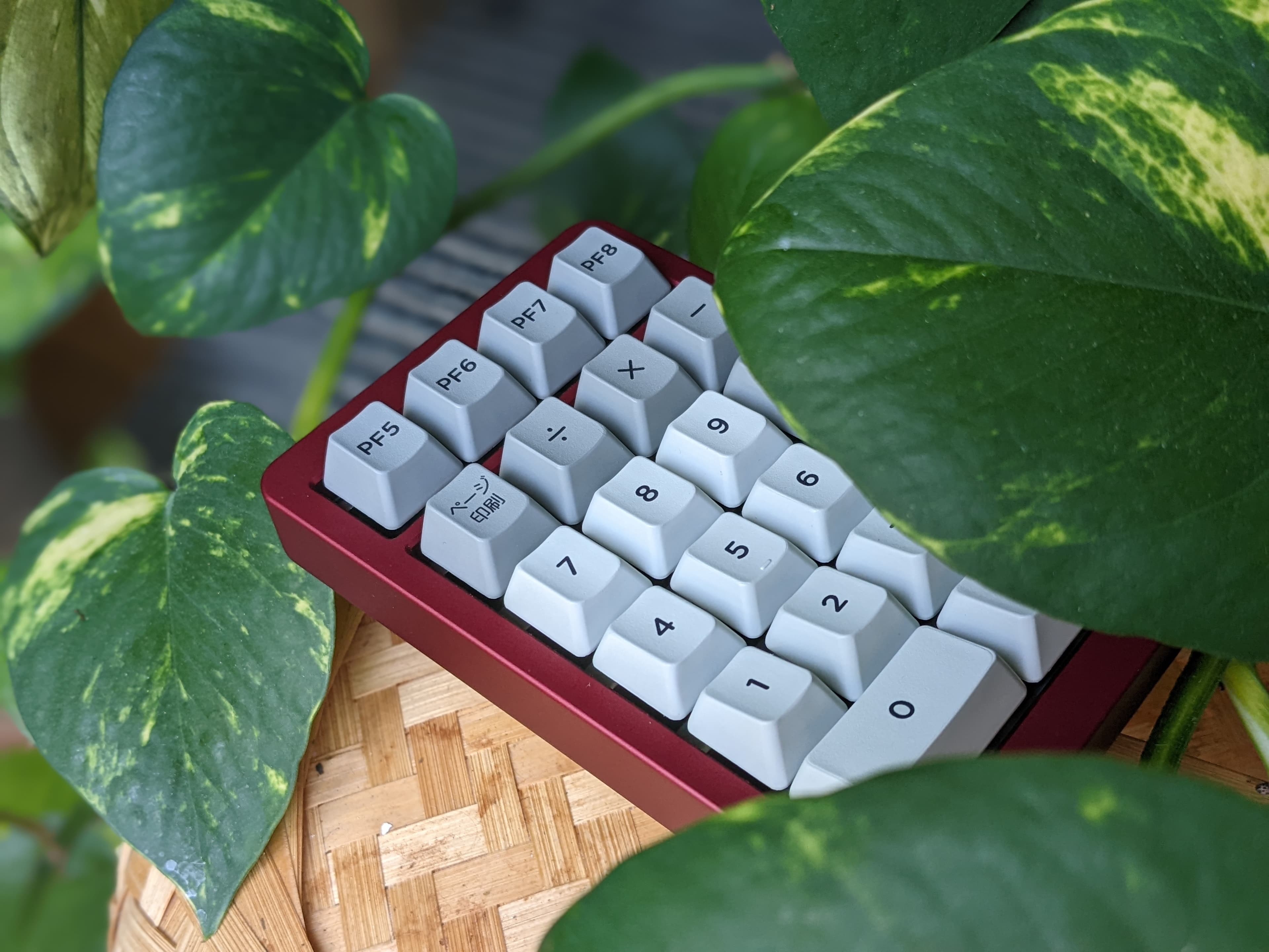 The NUM1 - Gummy O-ring BT NumPad - GB from NOV 19-22! image 25