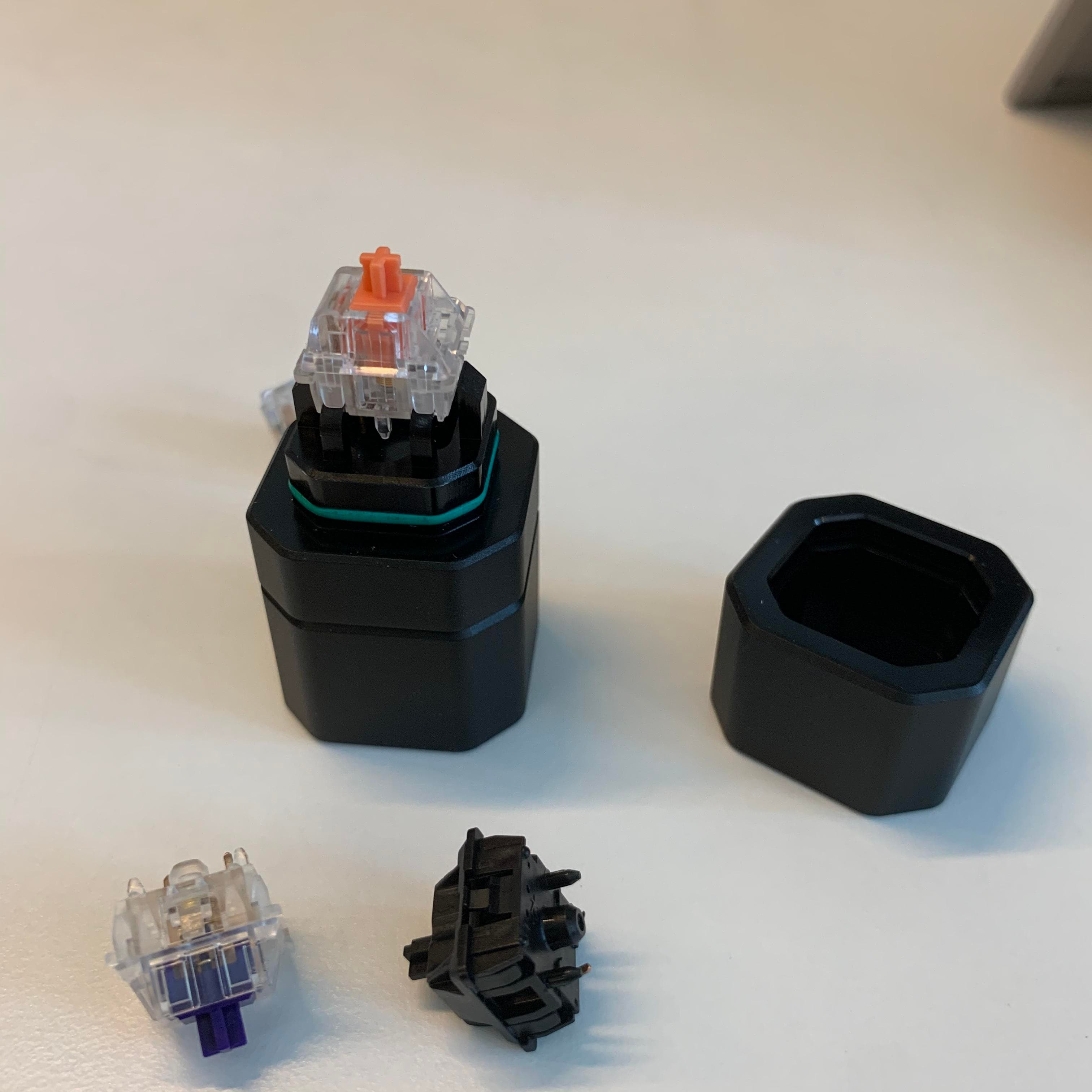 "Go-popper", A 2-in-1 Aluminum Switch Opener, April 06 shipments completed image 3