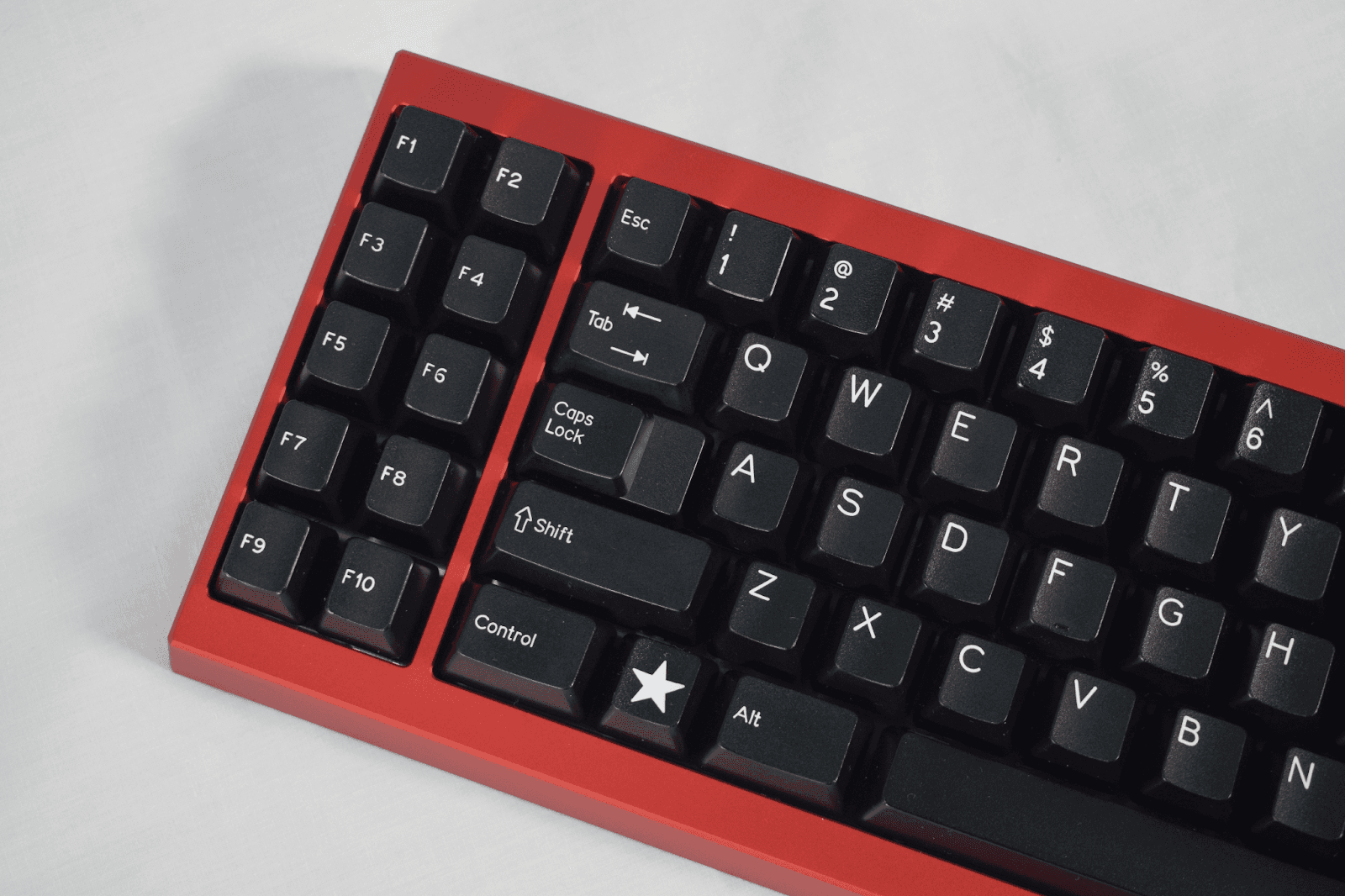 ZIGGURAT — Plateless, leaf-spring, PCB-mount 65% XT image 12