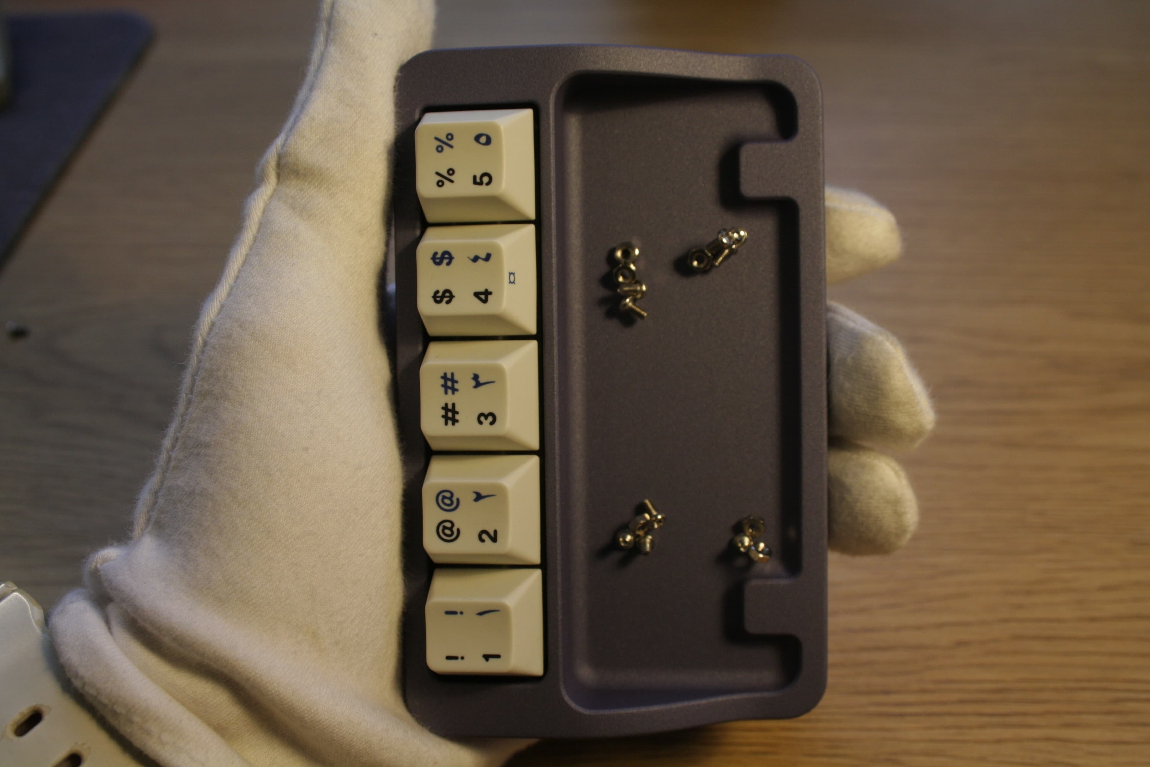 Smollpad - 5-key macropad screwtray image 9