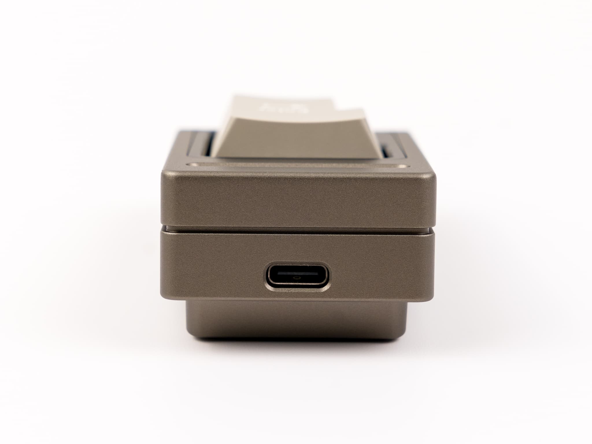 is0GR by AKB image 23