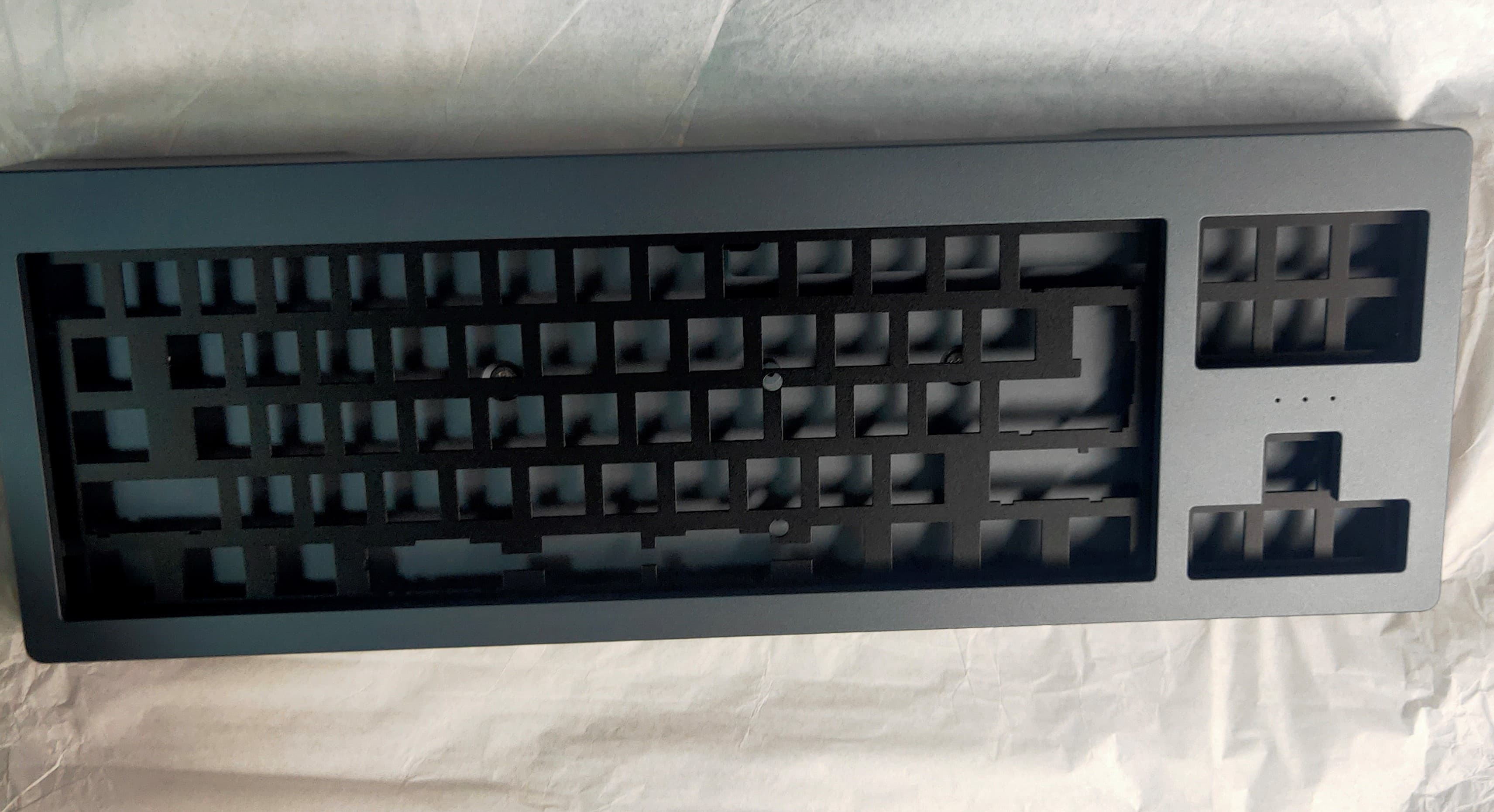 Eclipse - 70% gasket mount keyboard (moved to GB) image 4