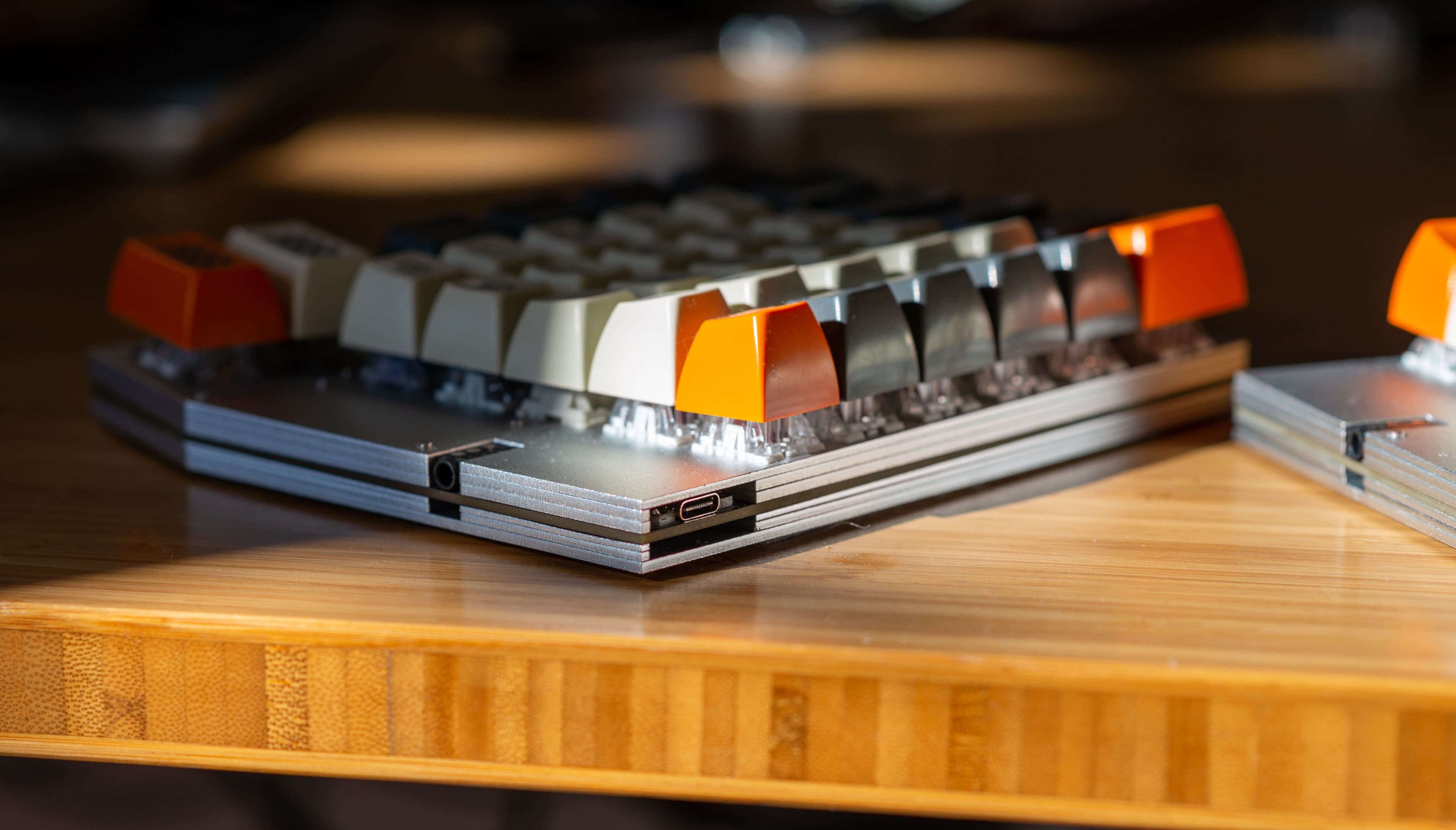 Orthograph - 75% split keeb with hot-swap sockets & RGB image 4