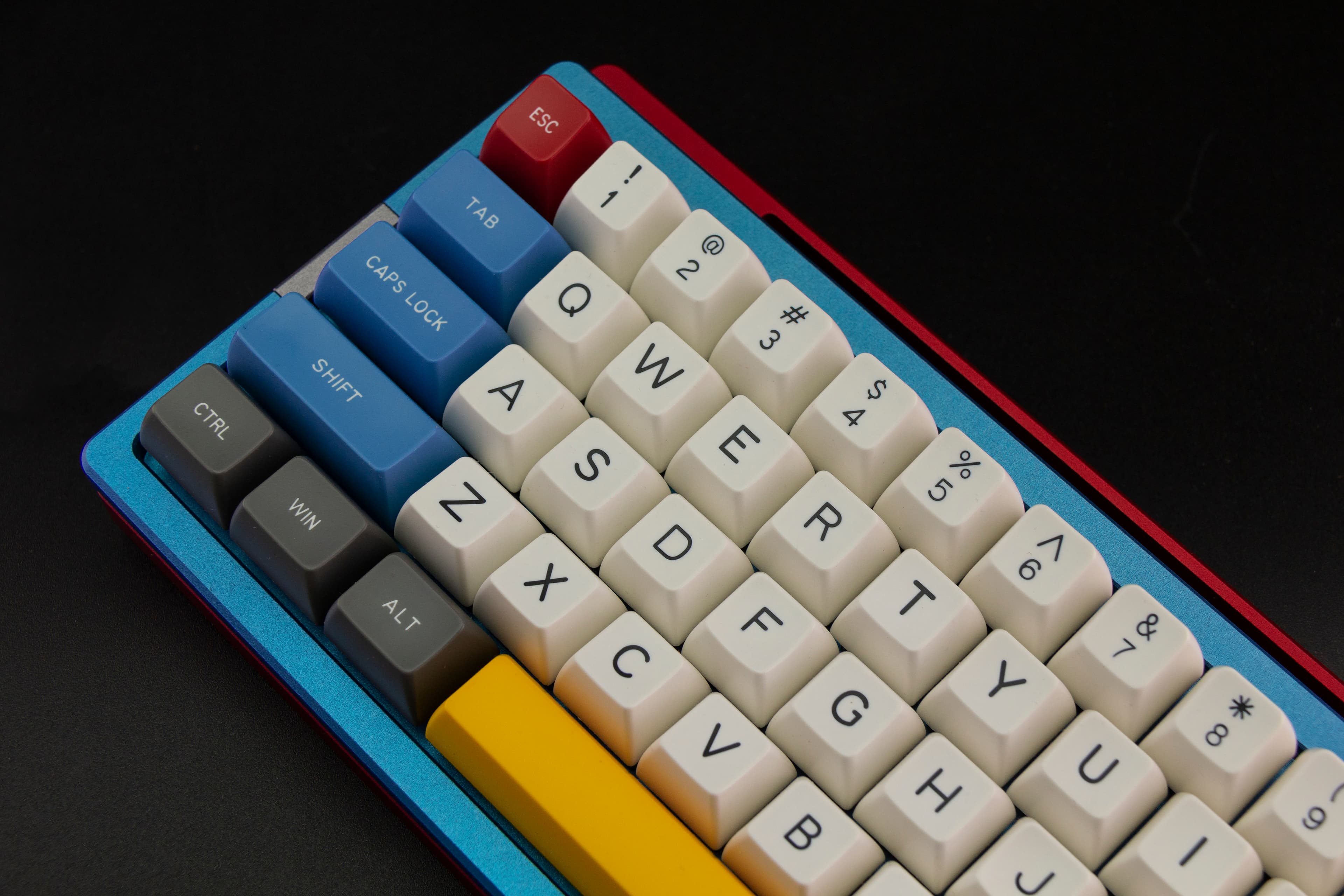 TS60 - A 60% Aesthetically Budget Case image 9