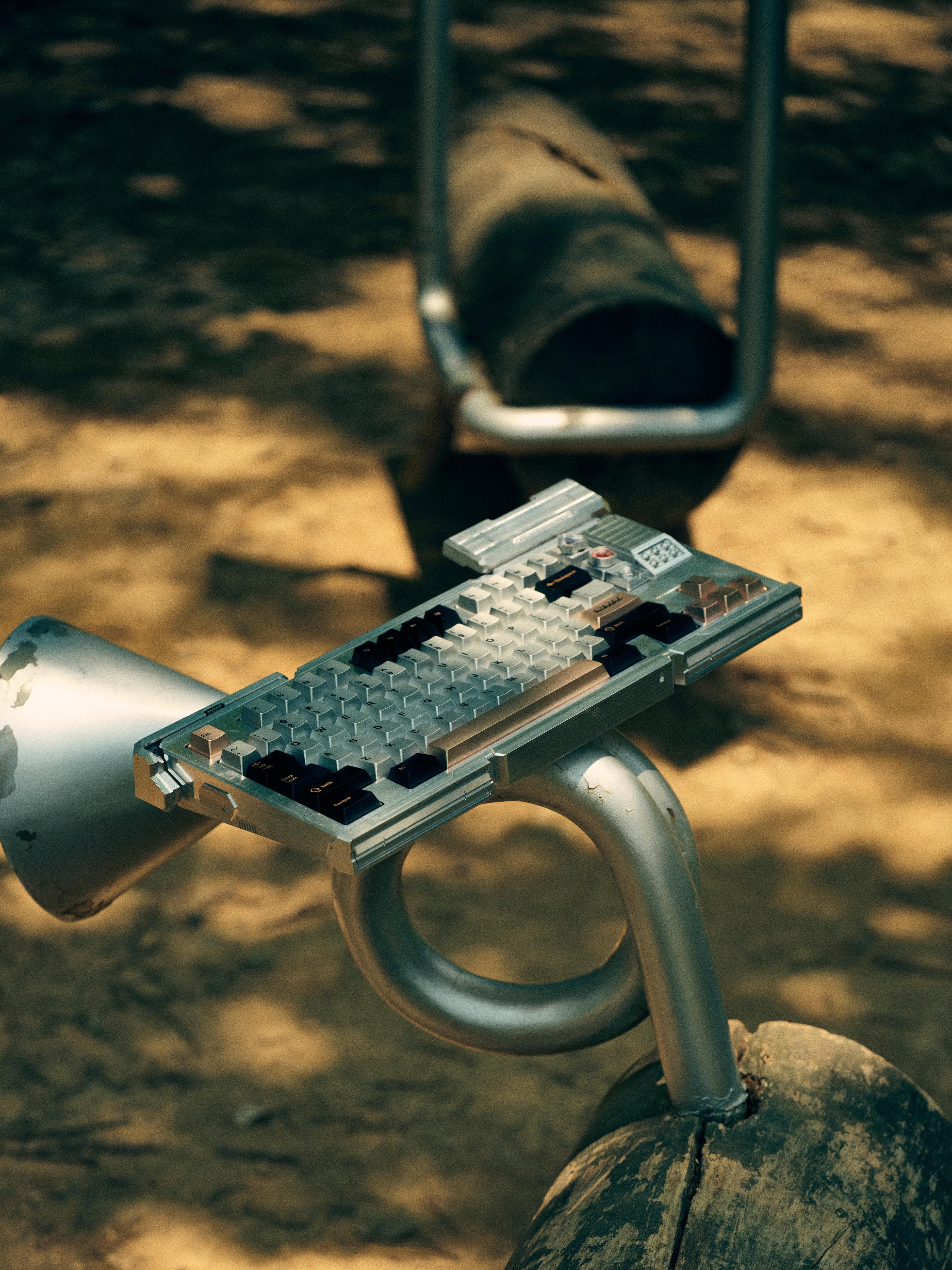 【IC】EM-01 80% Mecha-Themed Keyboard (by Zero G) image 14