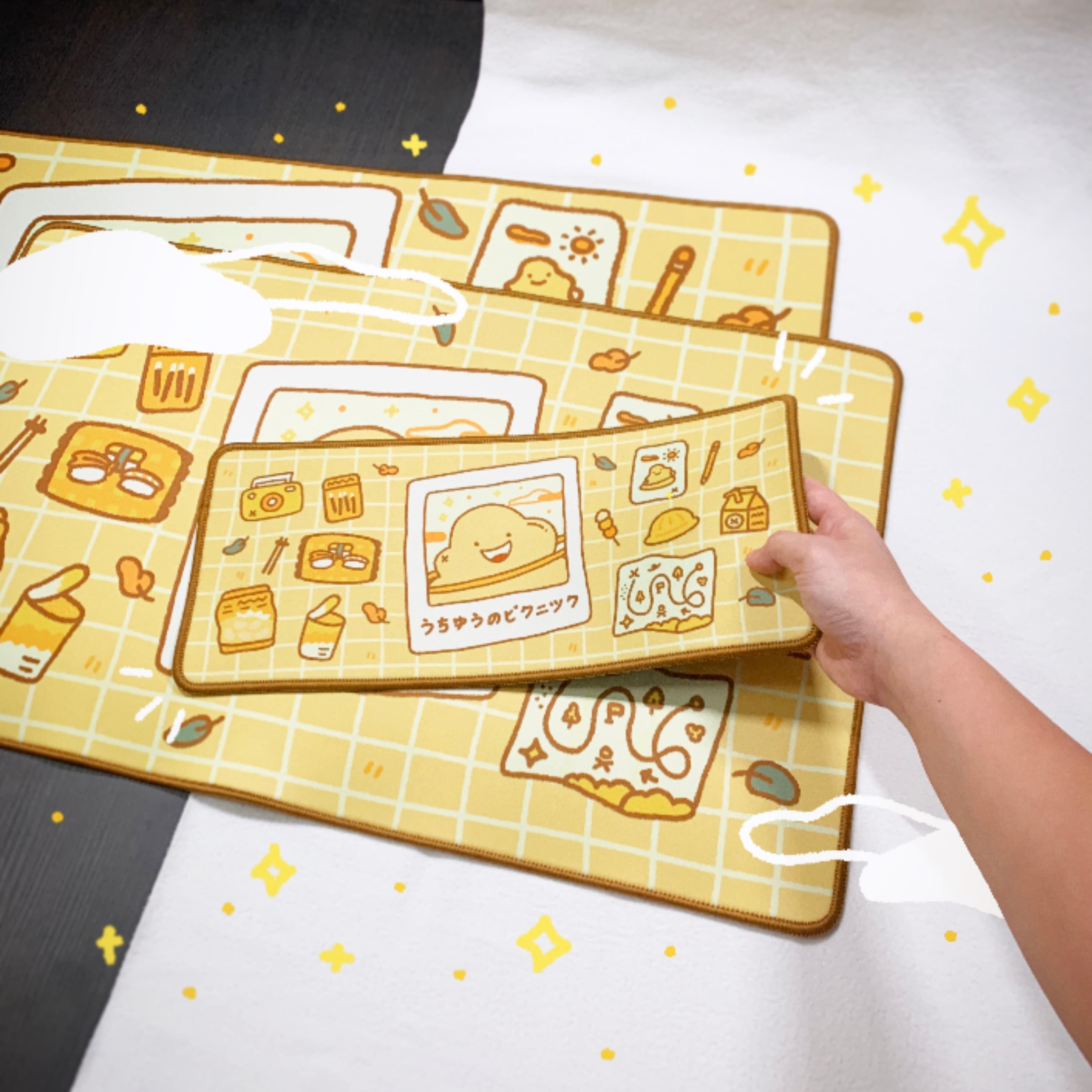 うちゅうのピクニック(uchu no pikuniku) Desk Mat - INSTOCK image 32