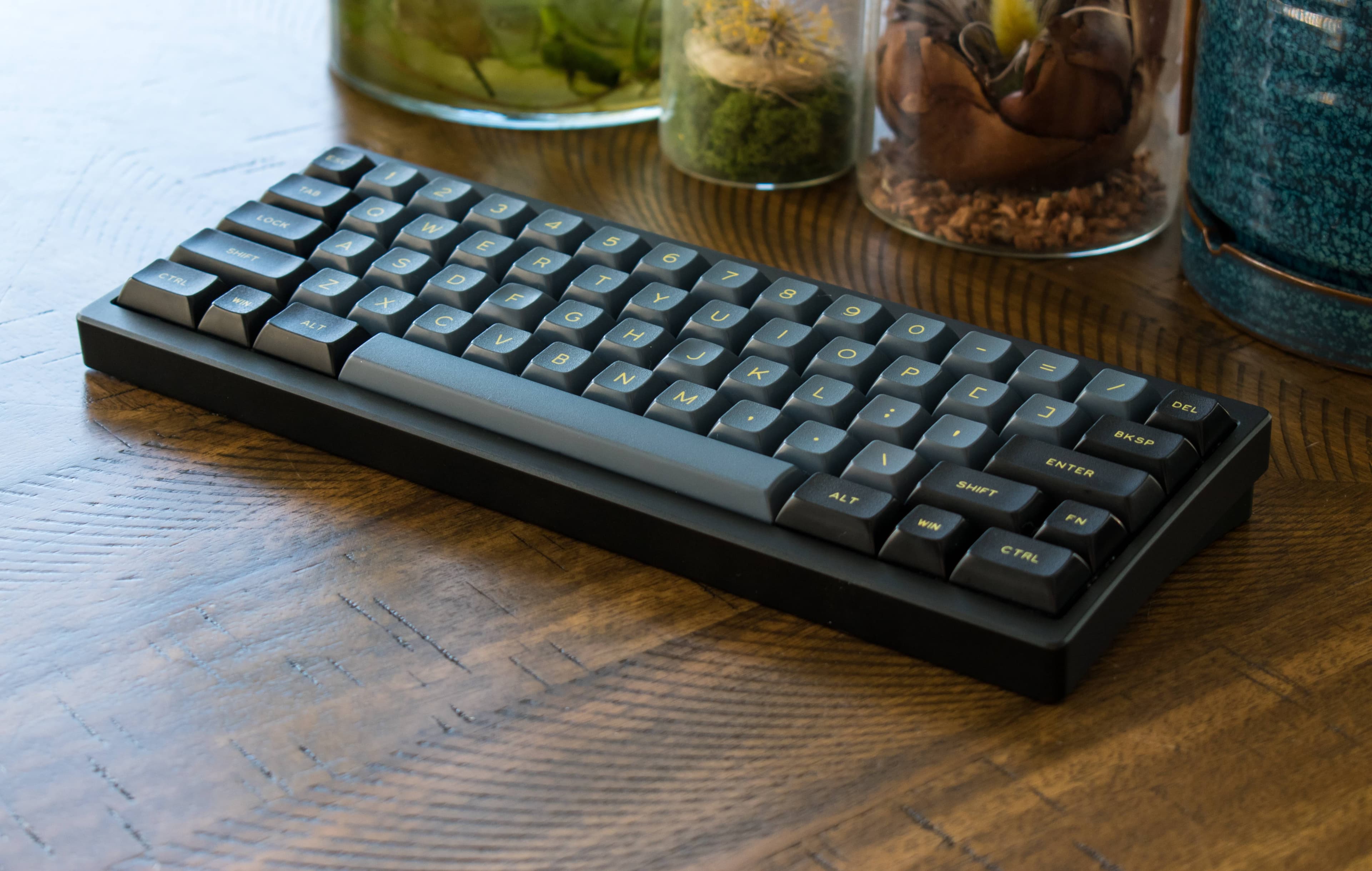 Quartermaster - plateless top mount 60% image 11