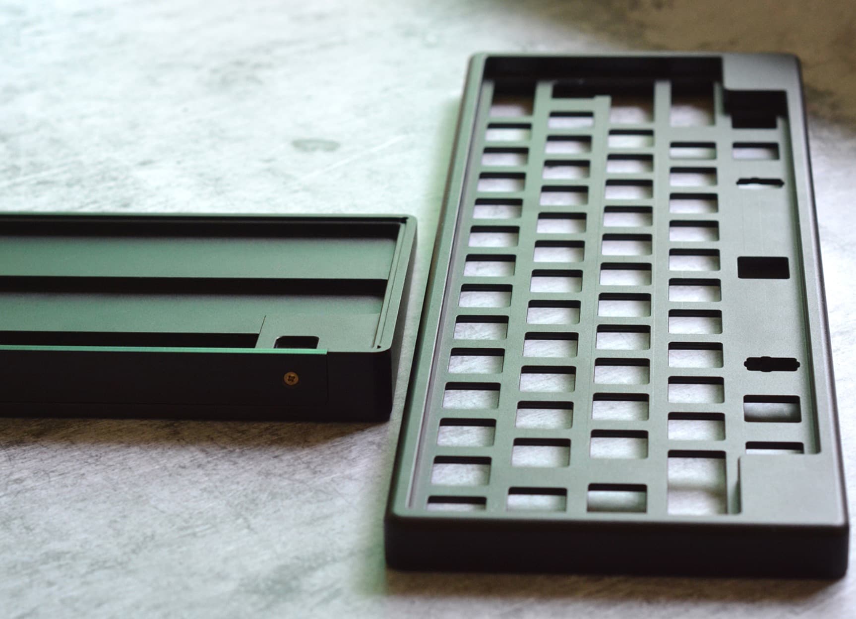 TR60 integrated plate case & BLE PCB image 4