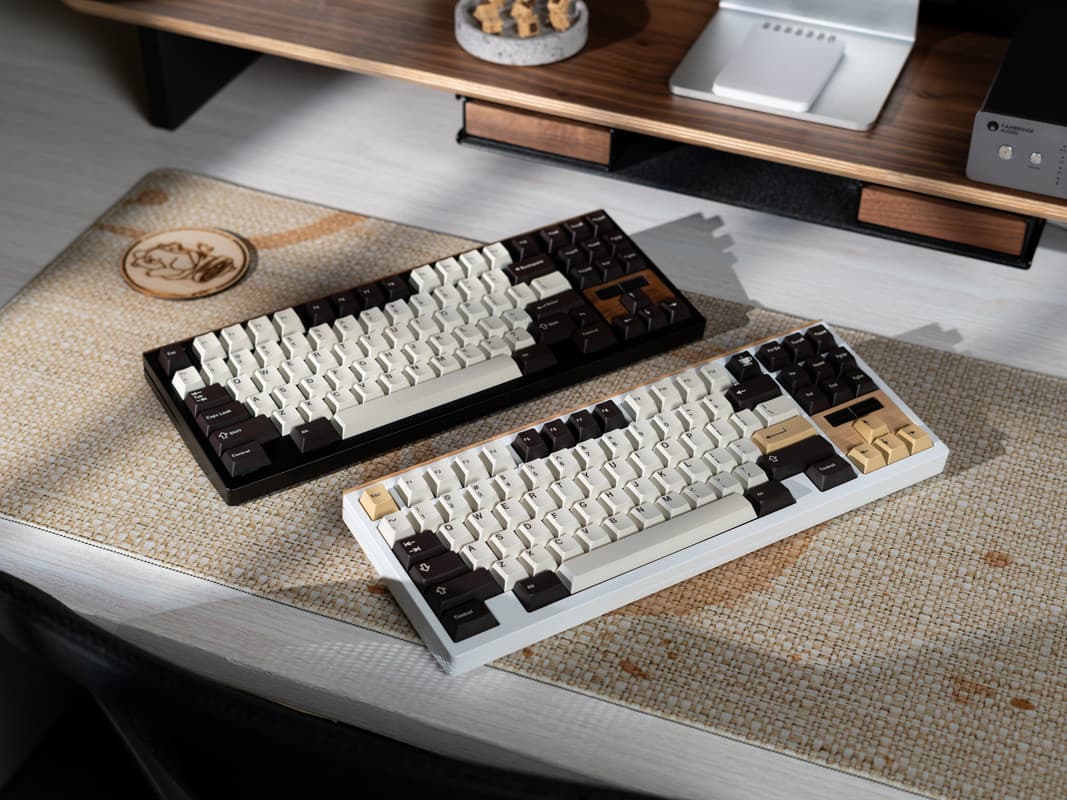 Soleil - A solar powered wireless keyboard image 5