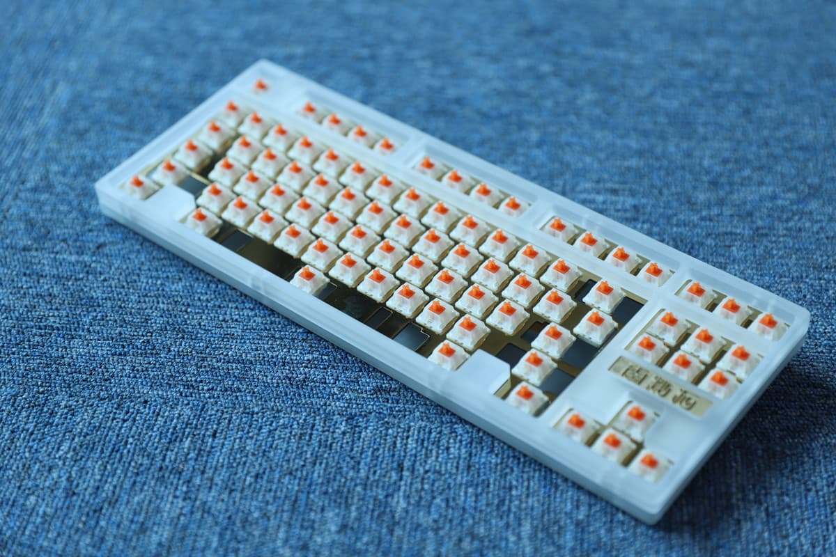 Equalz Zer0.9 Polycarbonate TKL Custom Keyboard kit(GB complete) image 3