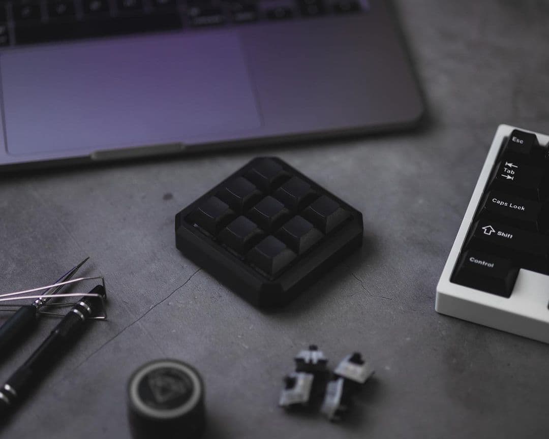 BINEPAD BN009 | 9 KEY MACROPAD | Round 2 | Carbon Fiber Plate image 3