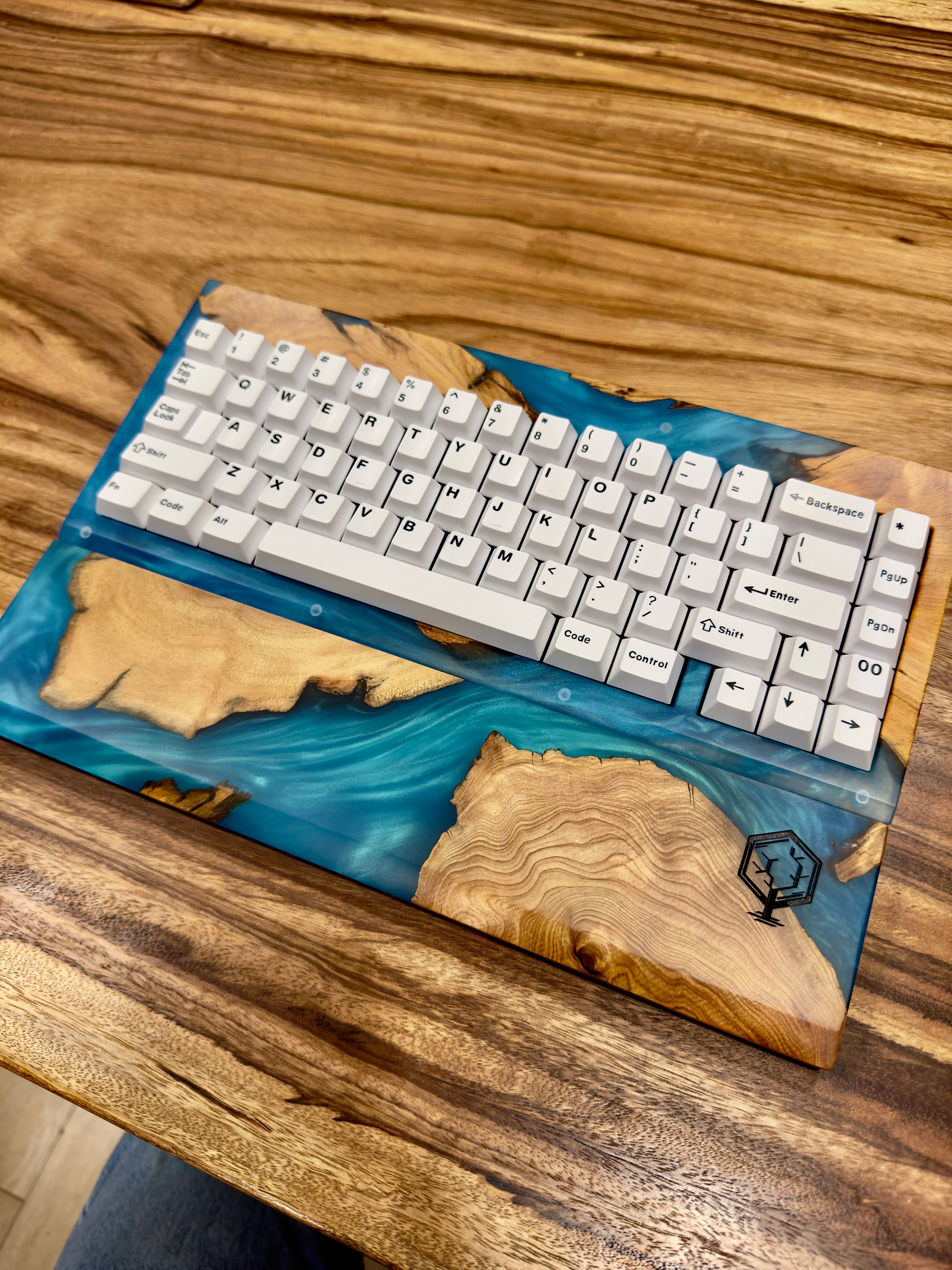 gwŷdd65 Wooden Keyboard (GB LIVE!) image 6